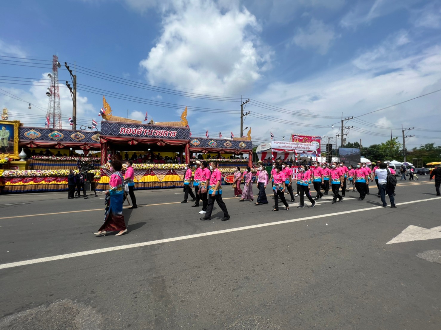 พช.ยโสธร  ร่วมเปิดงานประเพณีบุญบั้งไฟ ประจำปี 2565 ร่วมสืบสานประเพณีท้องถิ่นภายใต้มาตรการป้องกันโรคโควิด-19 เคร่งครัด โดยมีนักท่องเที่ยวและชาวยโสธร ร่วมงานอย่างคับคั่ง