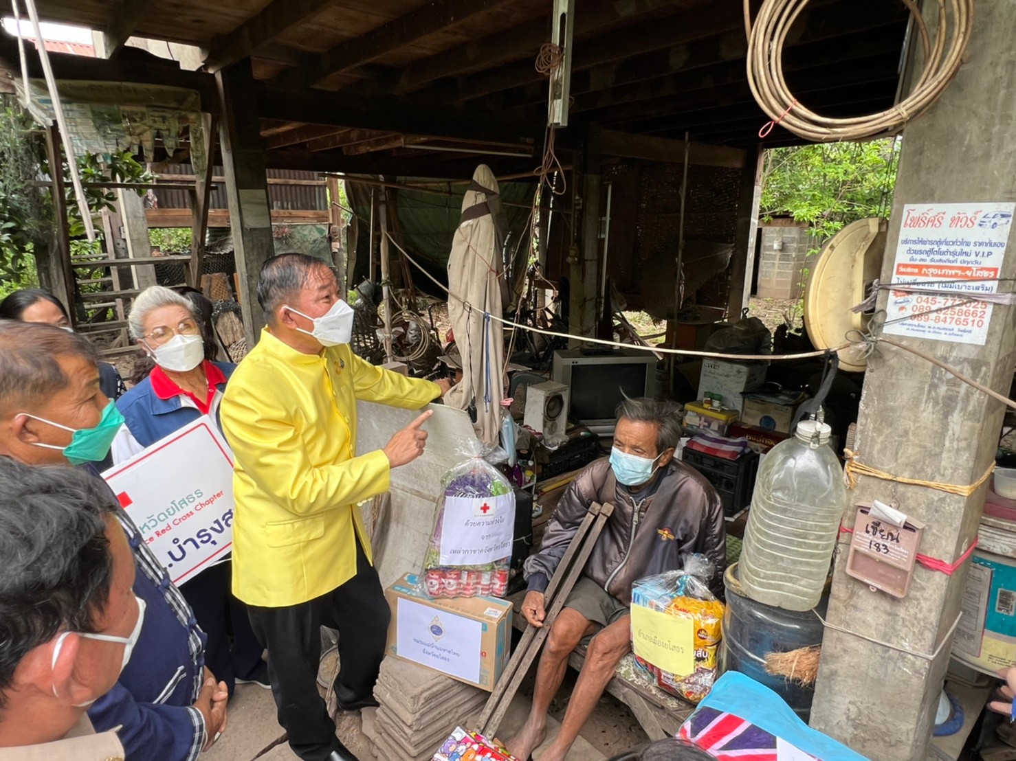 พช.ยโสธร ลงพื้นที่ติดตาม/ ให้กำลังใจครัวเรือนเป้าหมายตามโครงการขจัดความยากจนและพัฒนาคนทุกช่วงวัยอย่างยืน ตามหลักปรัชญาของเศรษฐกิจพอเพียงในพื้นที่ ตำบลสิงห์  อำเภอเมืองยโสธร 