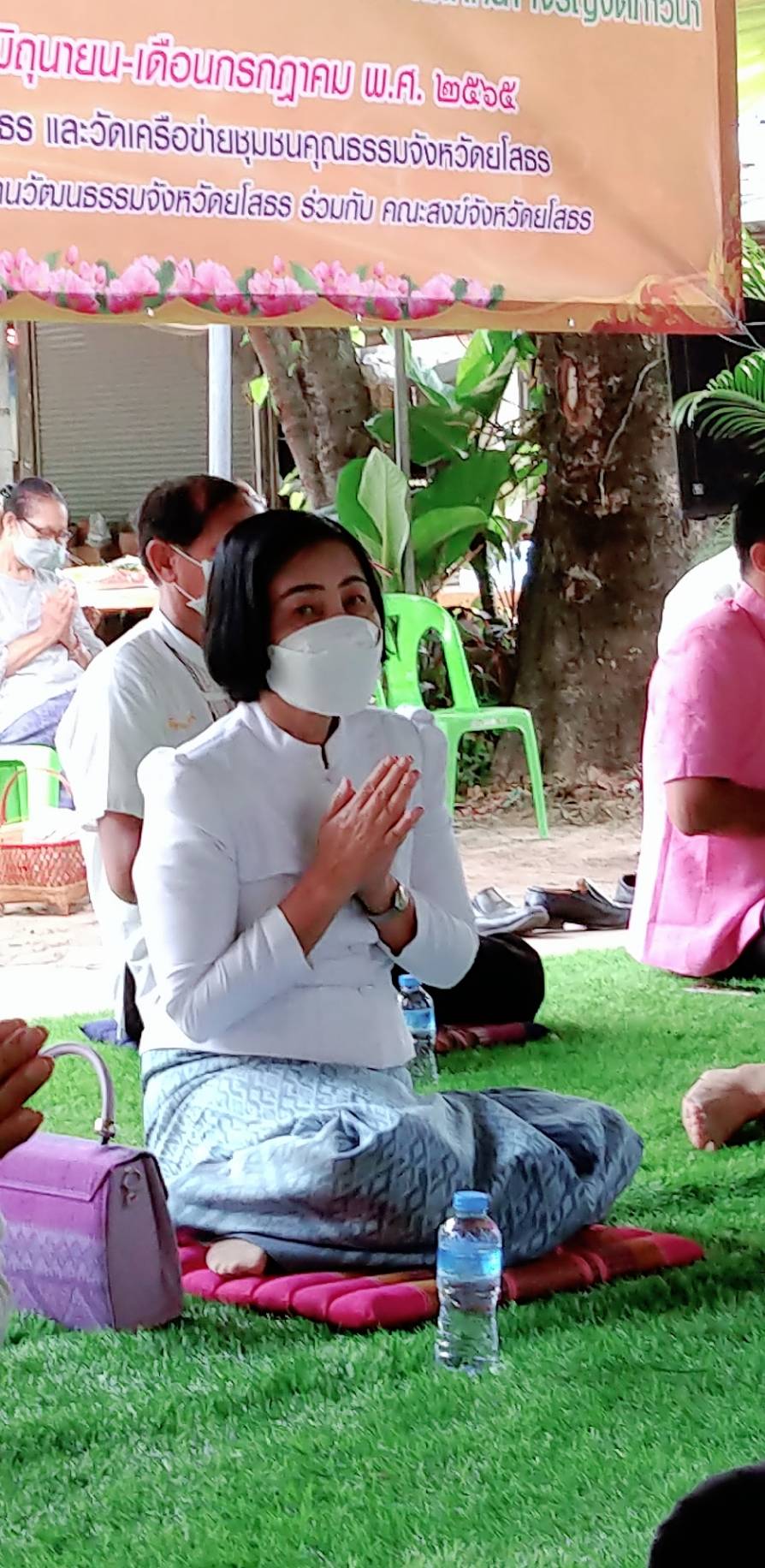 พช.ยโสธร ร่วมโครงการเข้าวัดปฏิบัติธรรมสวนะ ประจำปีงบประมาณ พ.ศ.2565