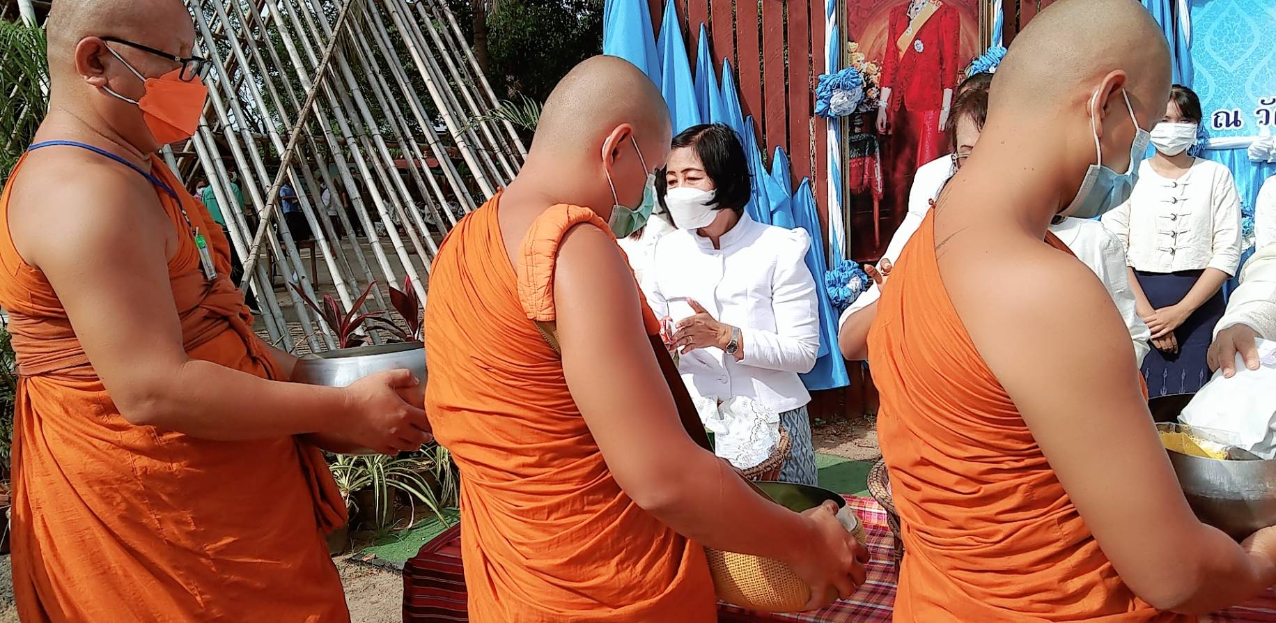 พช.ยโสธร ร่วมโครงการเข้าวัดปฏิบัติธรรมสวนะ ประจำปีงบประมาณ พ.ศ.2565
