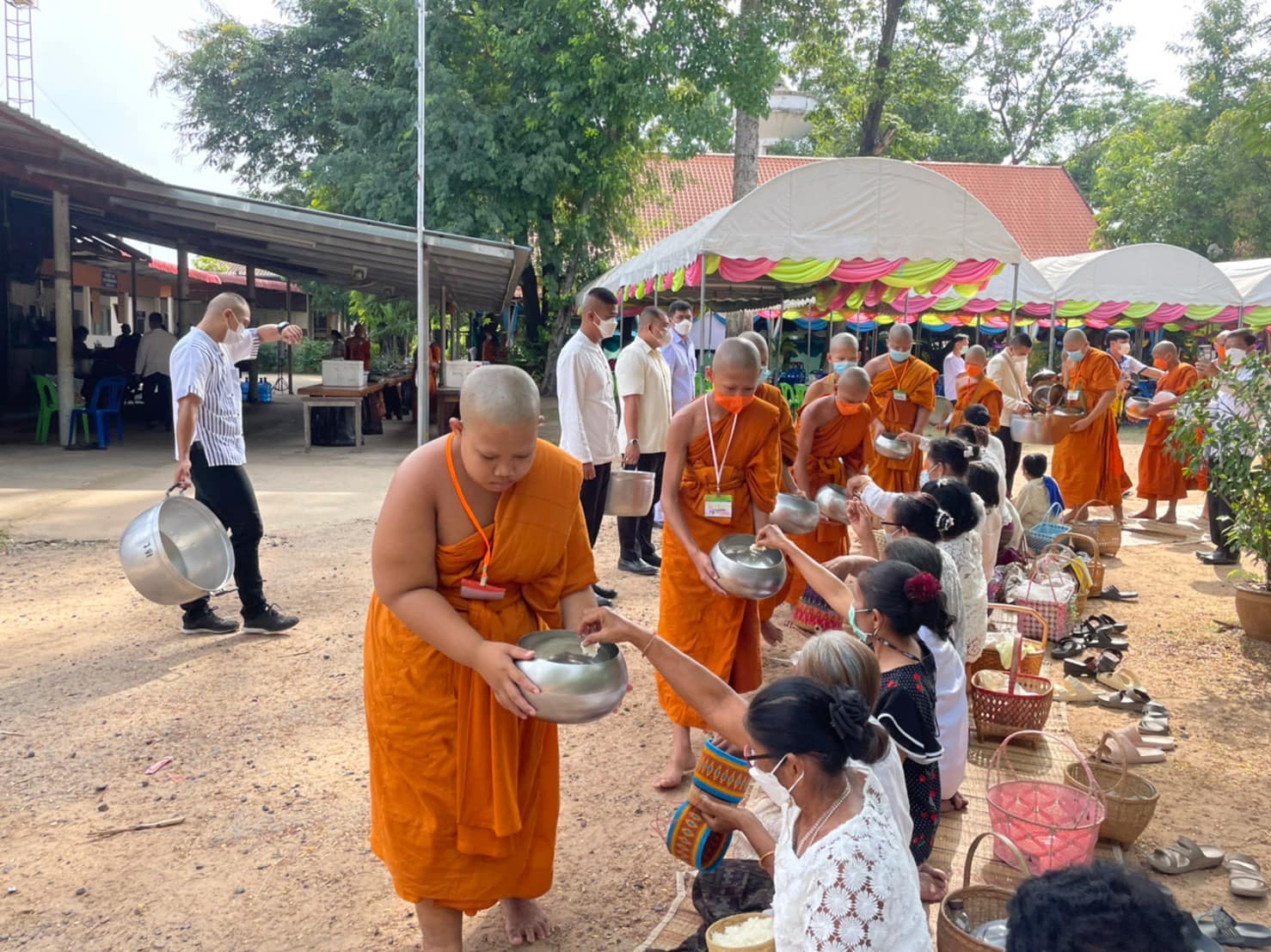 พช.ยโสธร ร่วมโครงการเข้าวัดปฏิบัติธรรมสวนะ ประจำปีงบประมาณ พ.ศ.2565