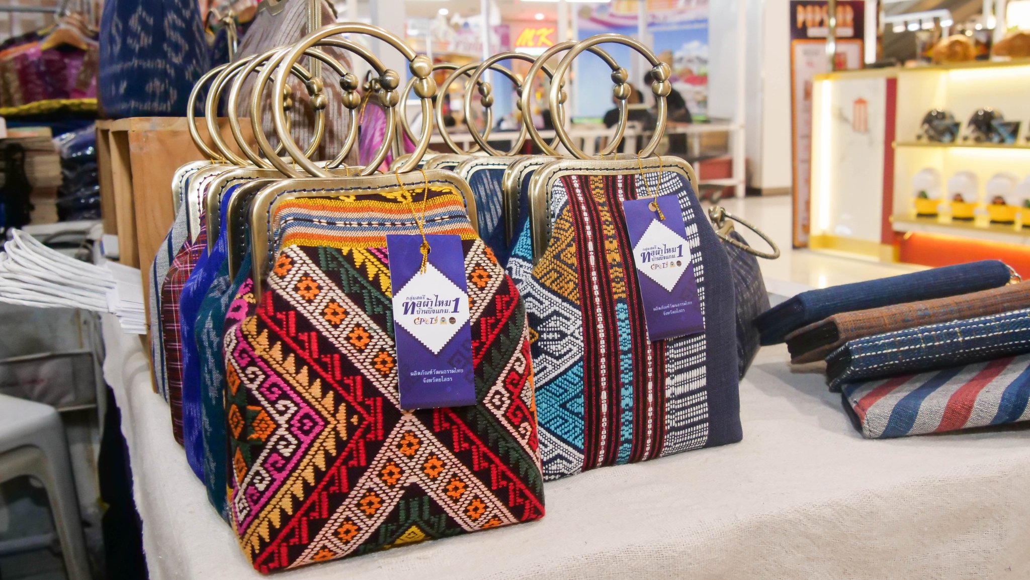 พช.ยโสธร ร่วมเปิดงาน “มหกรรมของดีเมืองบั้งไฟ สะออน 50 ปี ศรียโสธร” ที่จังหวัดชลบุรี