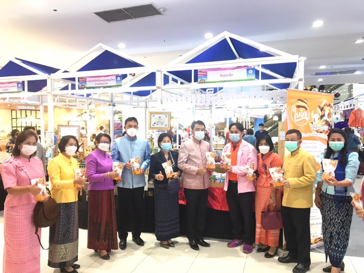 พช.ยโสธร ร่วมเปิดงาน “มหกรรมของดีเมืองบั้งไฟ สะออน 50 ปี ศรียโสธร” ที่จังหวัดชลบุรี