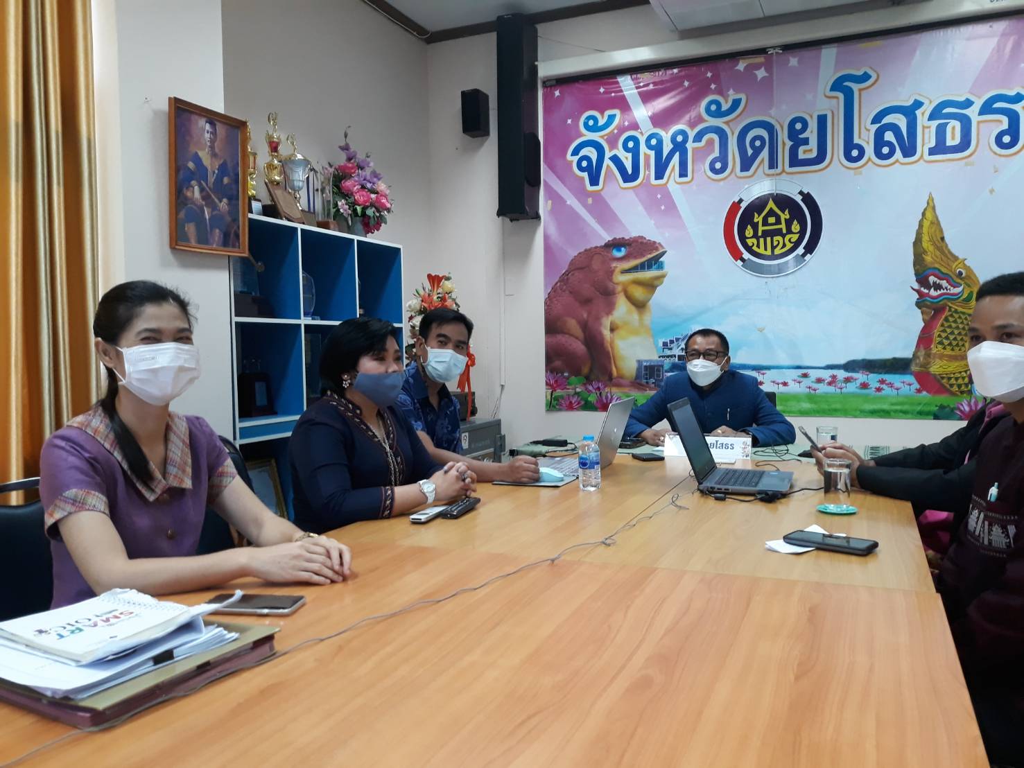 พช.ยโสธร ติดตาม นิเทศงานโครงการเสริมสร้างศักยภาพกองทุนชุมชนและการเข้าถึงแหล่งทุน กิจกรรมสนับสนุนเชิงวิชาการจัดการความรู้ศูนย์สาธิตการตลาดต้นแบบ