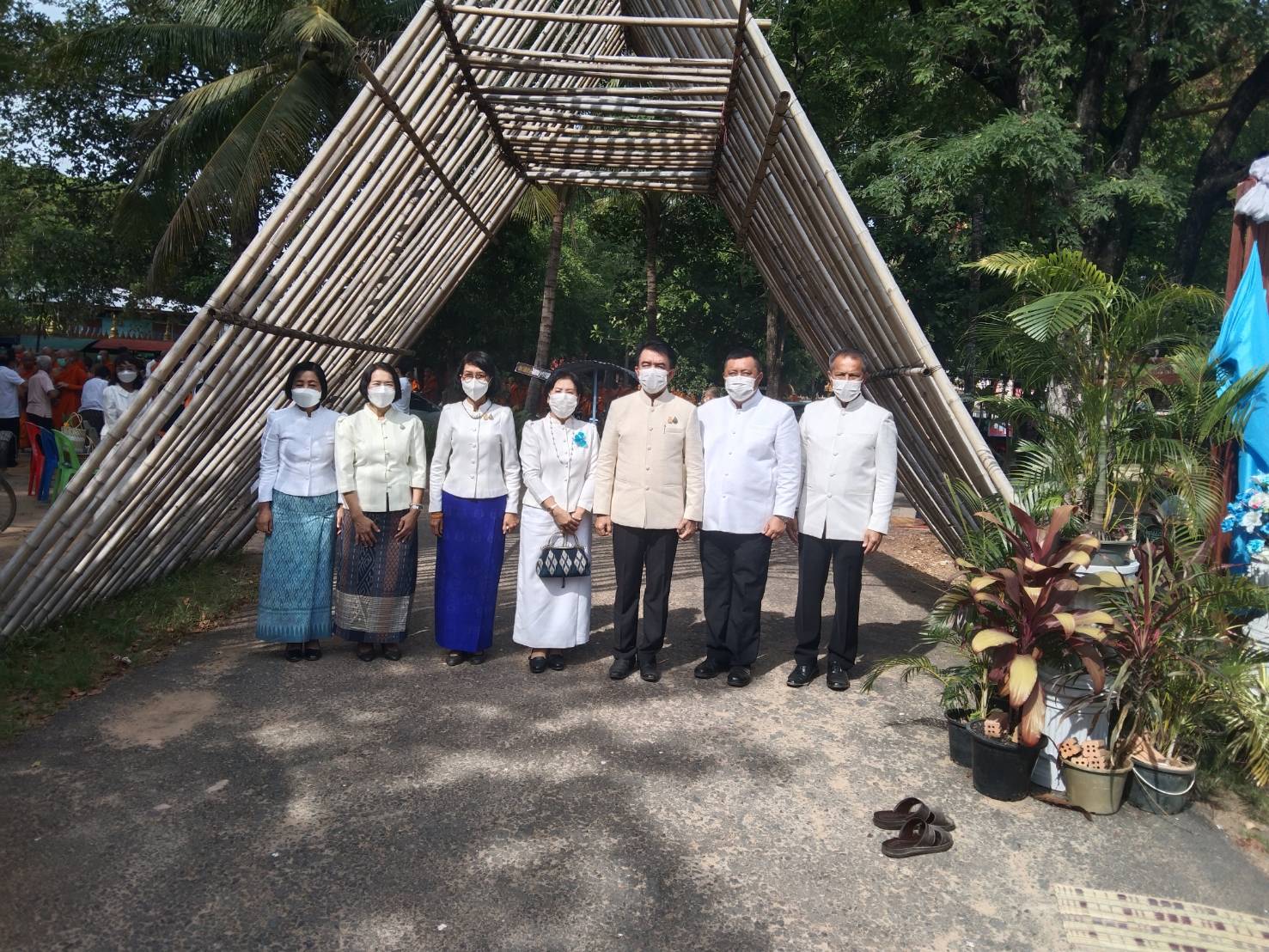 พช.ยโสธร ร่วมโครงการเข้าวัดปฏิบัติธรรมสวนะ ประจำปีงบประมาณ พ.ศ.2565