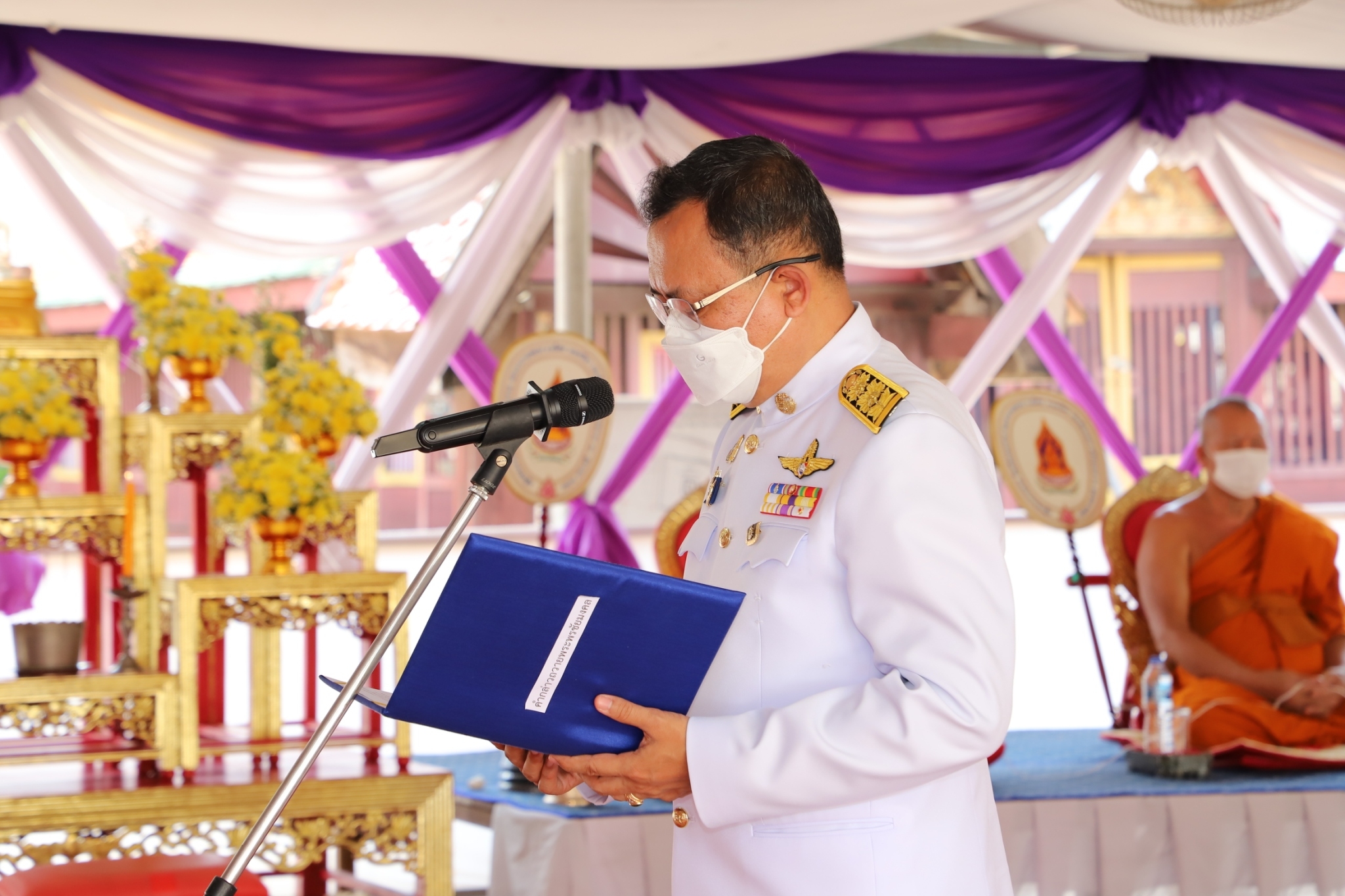 พช.ยโสธร  ร่วมพิธีเจริญพระพุทธมนต์สมโภชพระพุทธบุษยรัตน์และพระธาตุพระอานนท์ เฉลิมพระเกียรติและถวายพระกุศลแด่สมเด็จพระนางเจ้าฯ พระบรมราชินี เนื่องในโอกาสวันเฉลิมพระชนมพรรษา 3 มิถุนายน 2565