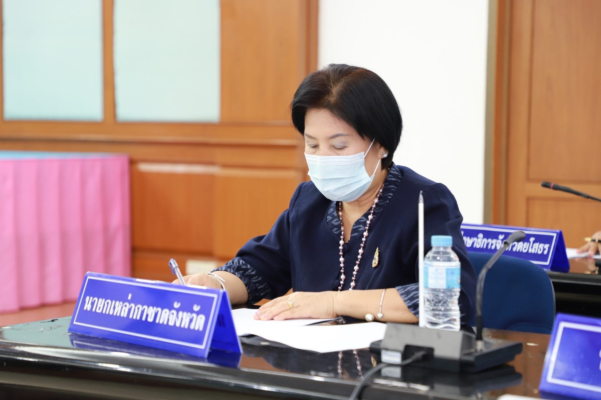 พช.ยโสธร ประชุมคณะกรรมการบริหารศูนย์อำนวยการขจัดความยากจนและพัฒนาคนทุกช่วงวัยอย่างยั่งยืนตามหลักปรัชญาของเศรษฐกิจพอเพียงจังหวัดยโสธร (คจพ.จ.) ครั้งที่ 3/2565