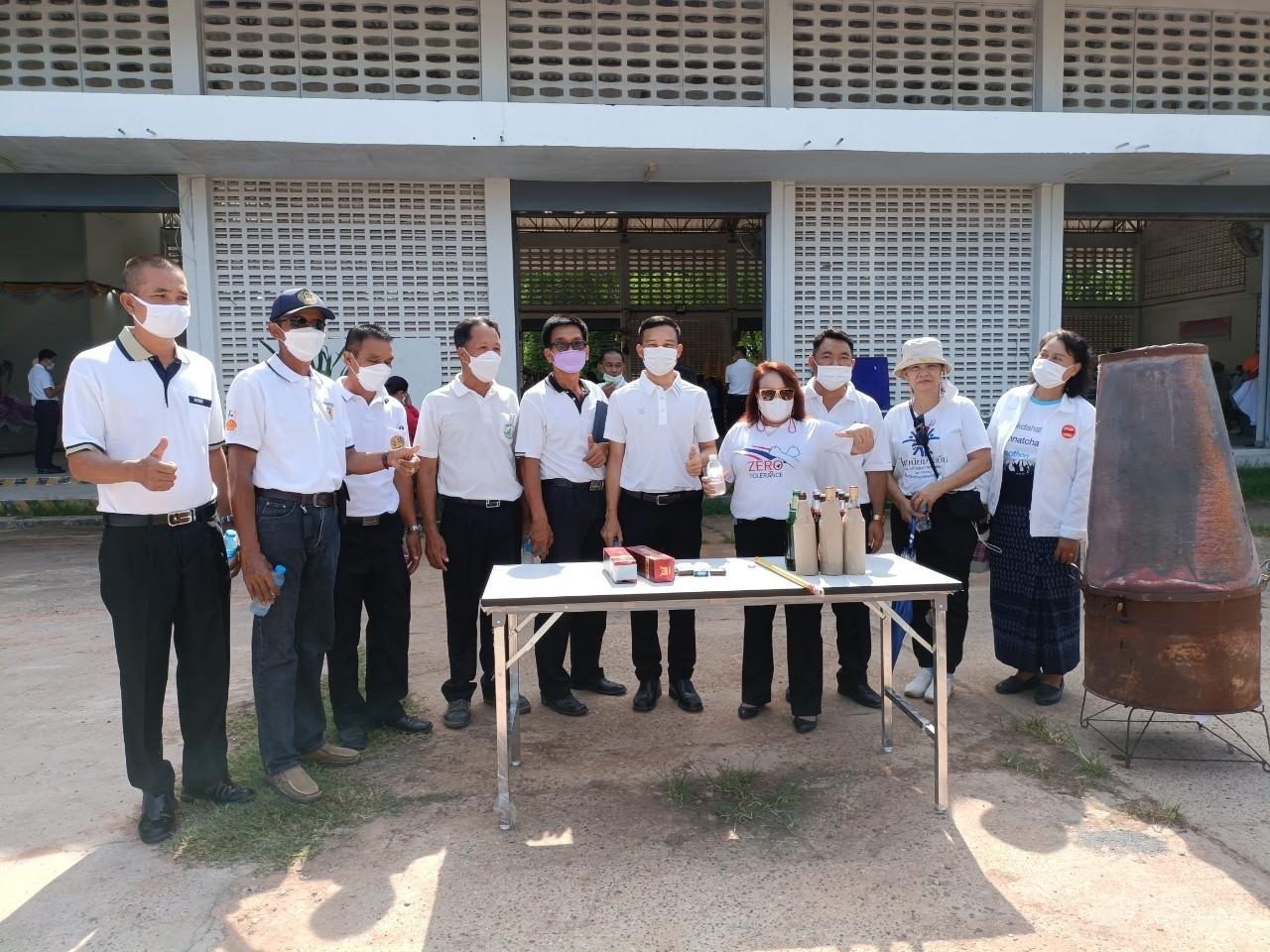 พช.เลิงนกทา ร่วมกับ เครือข่ายกองทุนแม่ของแผ่นดินอำเภอเลิงนกทา จังหวัดยโสธร…ร่วมพลังเดินรณรงค์ต้านภัยยาเสพติด ในวันต่อต้านยาเสพติดโลก (26 มิถุนายน) ประจำปี 2565