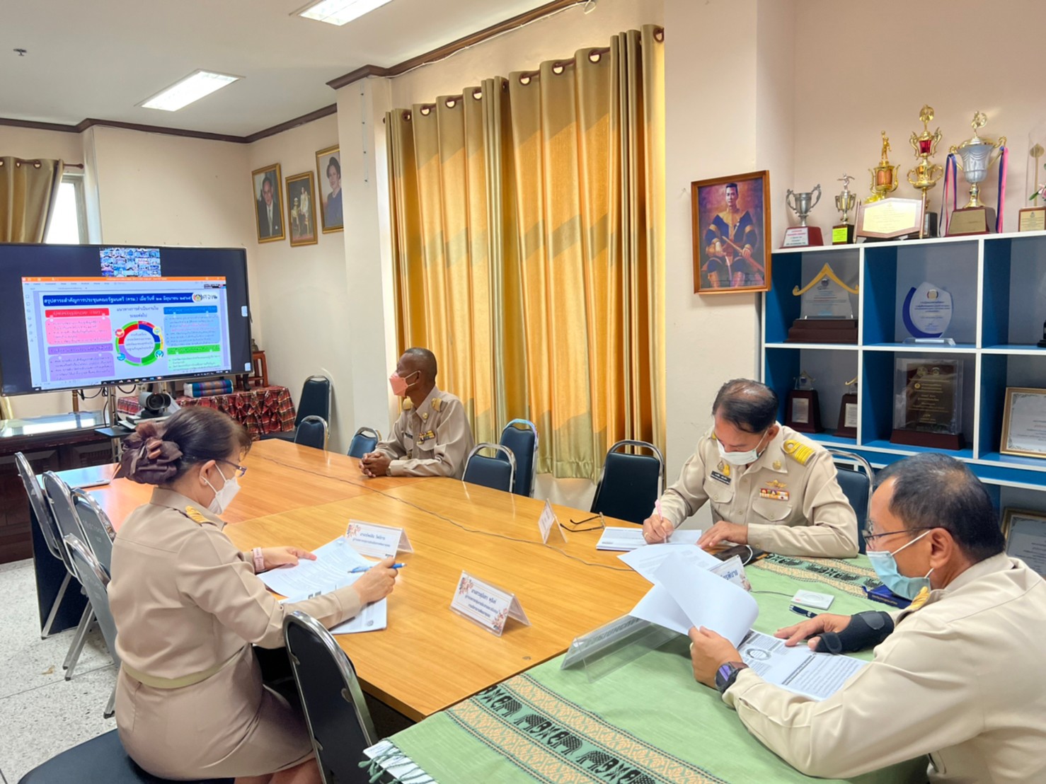 พช.ยโสธร ร่วมการประชุมกรมการพัฒนาชุมชน ครั้งที่ 6/2565 ผ่านระบบวีดิทัศน์ทางไกล (Video Conference)