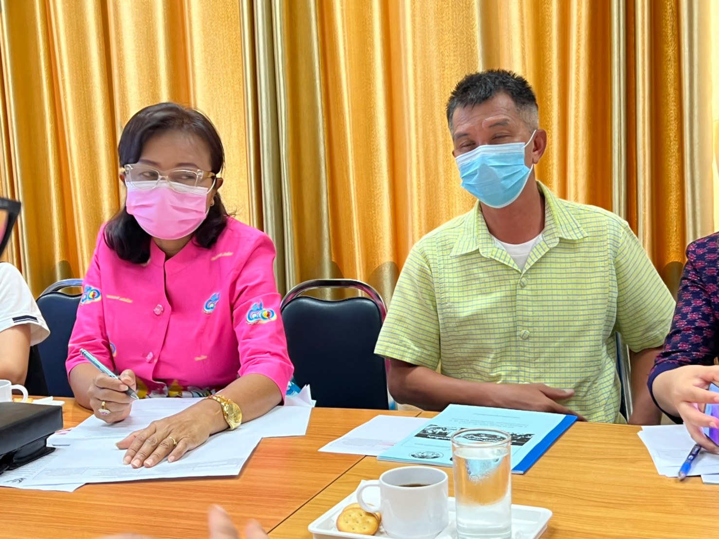 พช.ยโสธร ประชุมสรุปการคัดสรรกิจกรรมพัฒนาชุมชนดีเด่น ระดับจังหวัดยโสธร ประจำปี 2565 ครั้งที่ 2/2565