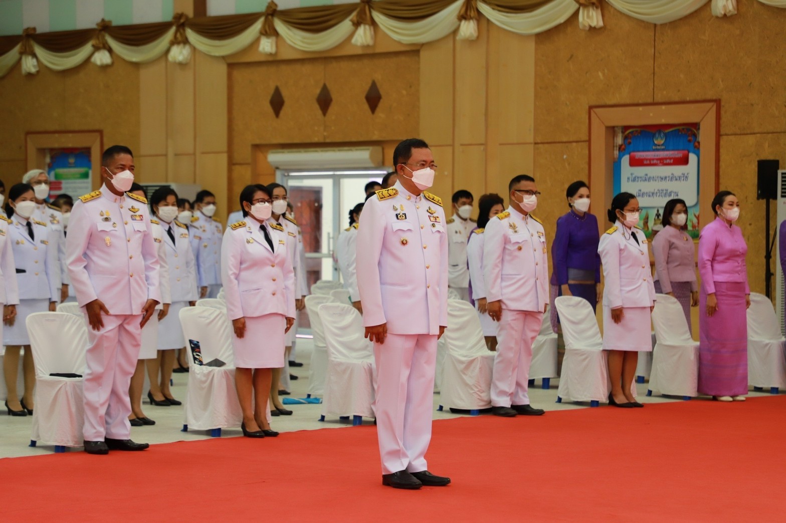 พช.ยโสธร ร่วมพิธีทำบุญตักบาตรถวายพระราชกุศลเฉลิมพระเกียรติสมเด็จพระนางเจ้าสุทิดา พัชรสุธาพิมลลักษณ พระบรมราชินี เนื่องในโอกาสวันเฉลิมพระชนมพรรษา 3 มิถุนายน 2565