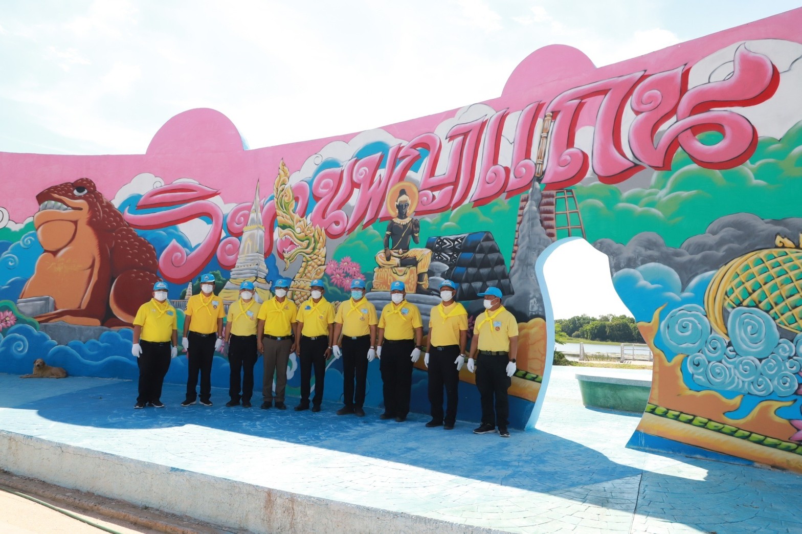 พช.ยโสธร ร่วมกิจกรรมจิตอาสาพัฒนาปรับปรุงภูมิทัศน์วิมานพญาแถน ???