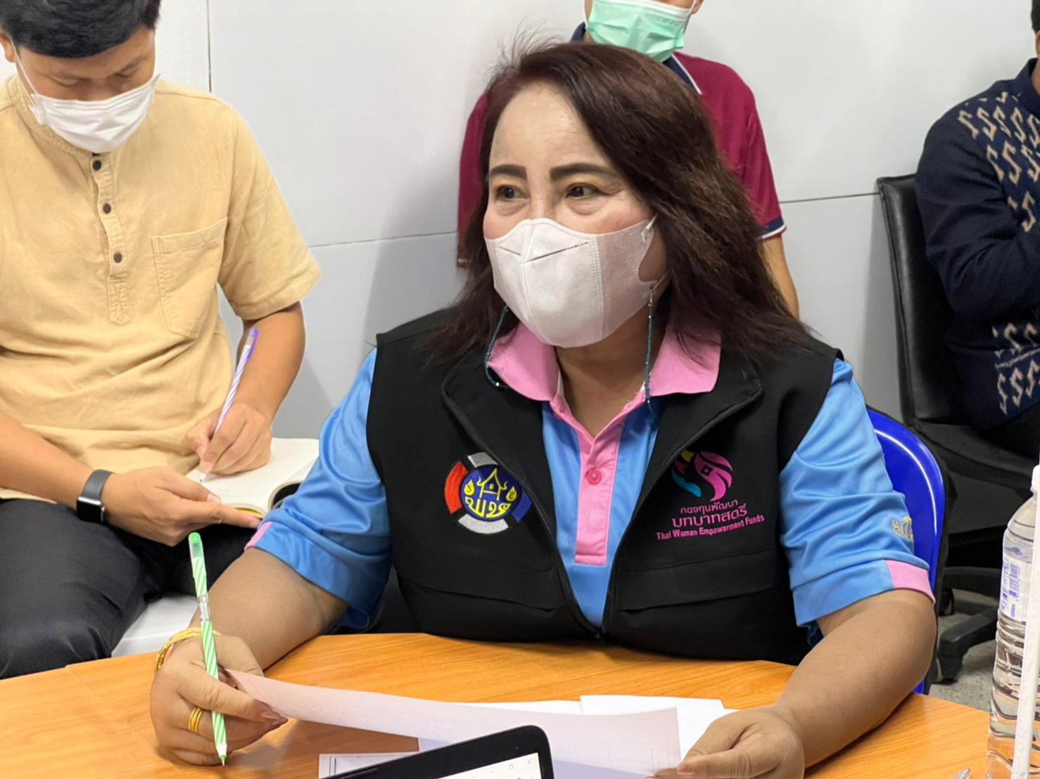 รองผู้ว่าราชการจังหวัดยโสธร ลงพื้นที่ประชุมติดตามการขับเคลื่อนการขจัดความยากจนและพัฒนาคนทุกช่วงวัยอย่างยั่งยืนตามหลักปรัชญาของเศรษฐกิจพอเพียง ในพื้นที่อำเภอเลิงนกทา จังหวัดยโสธร