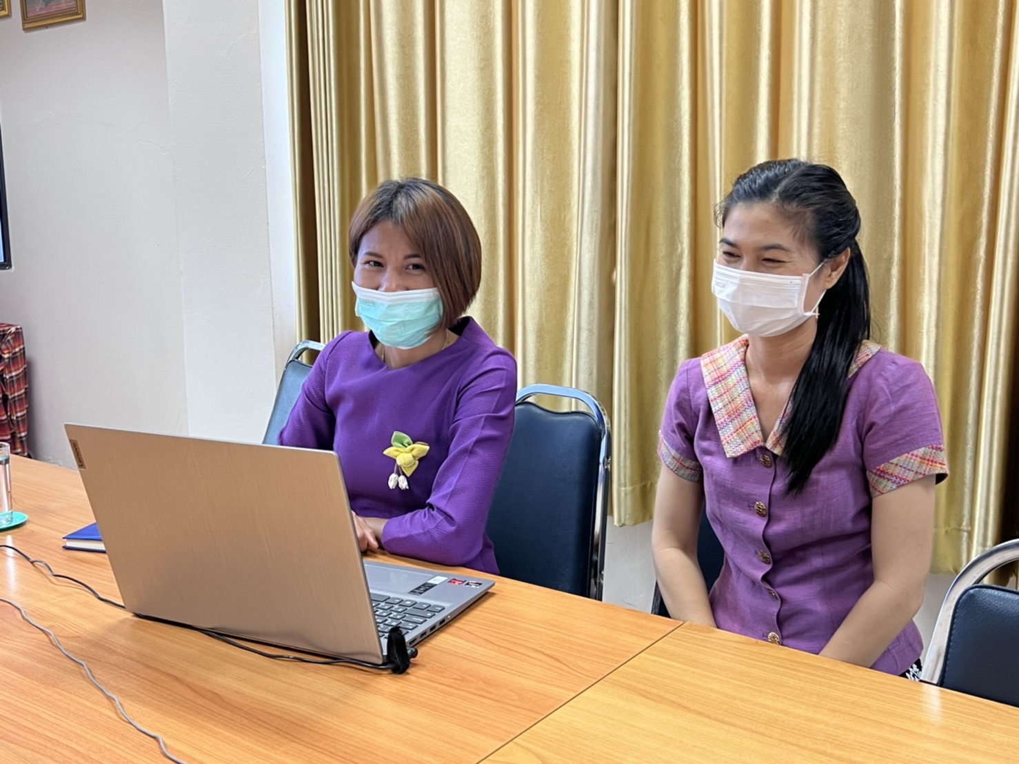 พช.ยโสธร   ฝึกอบรมระบบโปรแกรมบันทึกและประมวลผลข้อมูลความจำเป็นพื้นฐาน (จปฐ.) และข้อมูลพื้นฐานระดับหมู่บ้าน (กชช.2ค.) สำหรับใช้จัดเก็บข้อมูลห้วงแผนพัฒนาเศรษฐกิจและสังคมแห่งชาติ ฉบับที่ 13 (พ.ศ. 2566-2570) ผ่านระบบวิดีทัศน์ทางไกล Video Conference