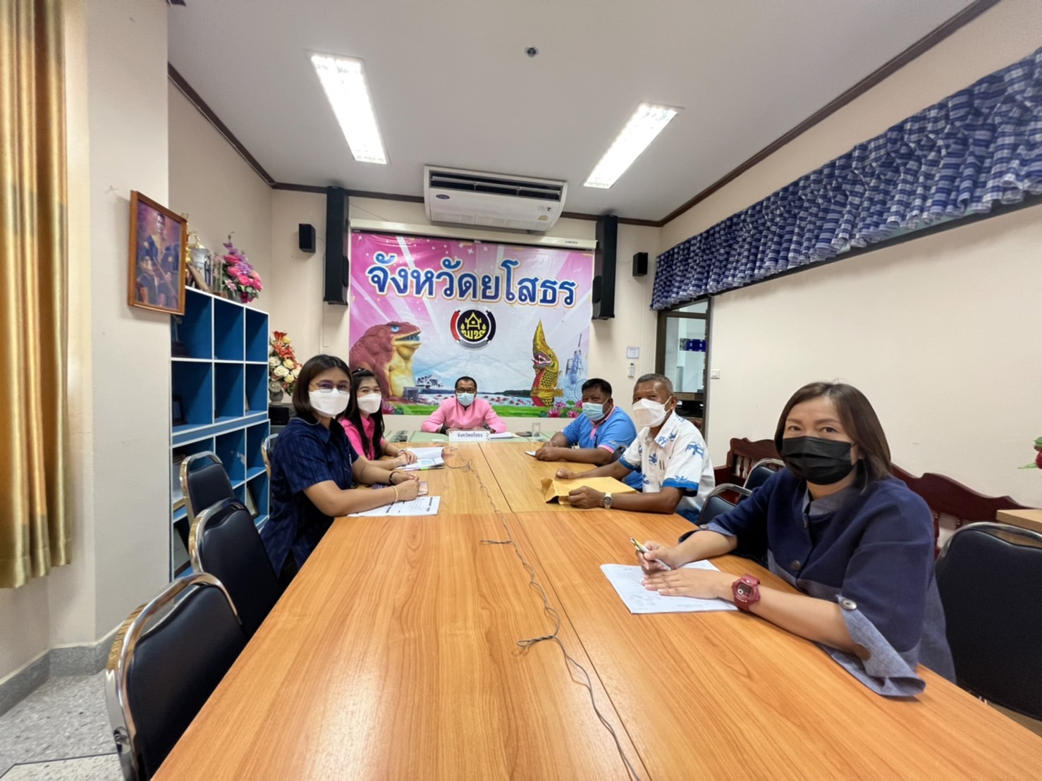 พช.ยโสธร ร่วมประชุมชี้แจง เร่งรัด กำกับ ติดตามการดำเนินงานกองทุนพัฒนาบทบาทสตรี ผ่านระบบวีดิทัศน์ทางไกล (Video Conference) ครั้งที่ 4/2565