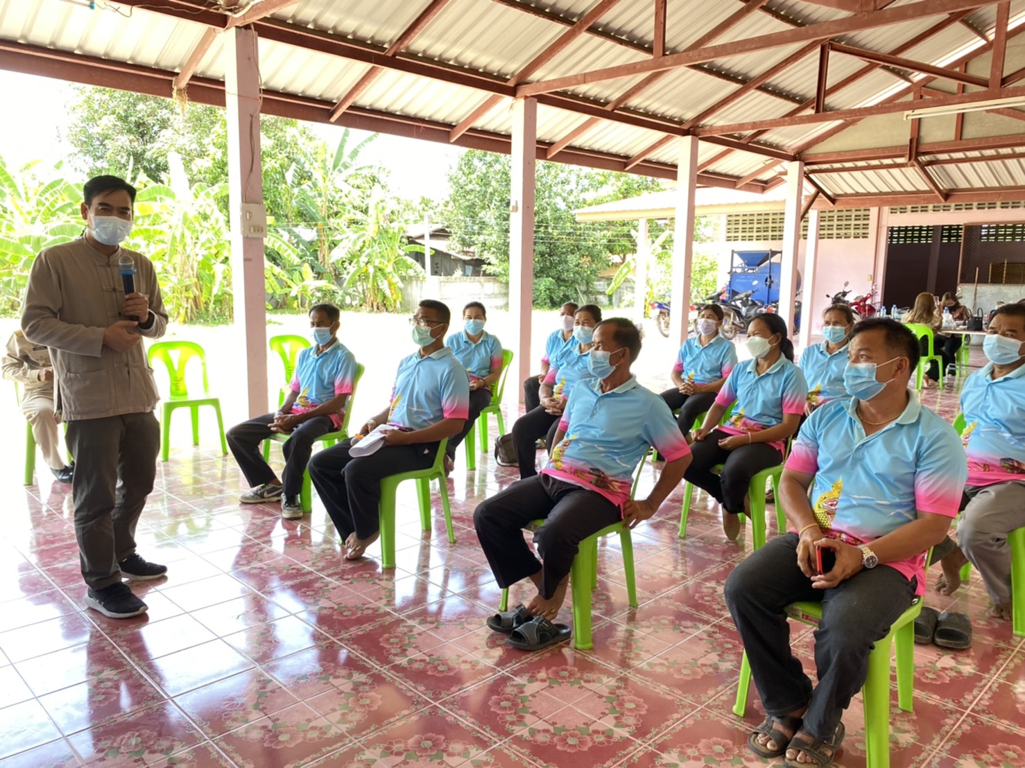 พช.ยโสธร ติดตาม นิเทศงานโครงการเสริมสร้างศักยภาพกองทุนชุมชนและการเข้าถึงแหล่งทุน กิจกรรมสนับสนุนเชิงวิชาการจัดการความรู้ศูนย์สาธิตการตลาดต้นแบบ