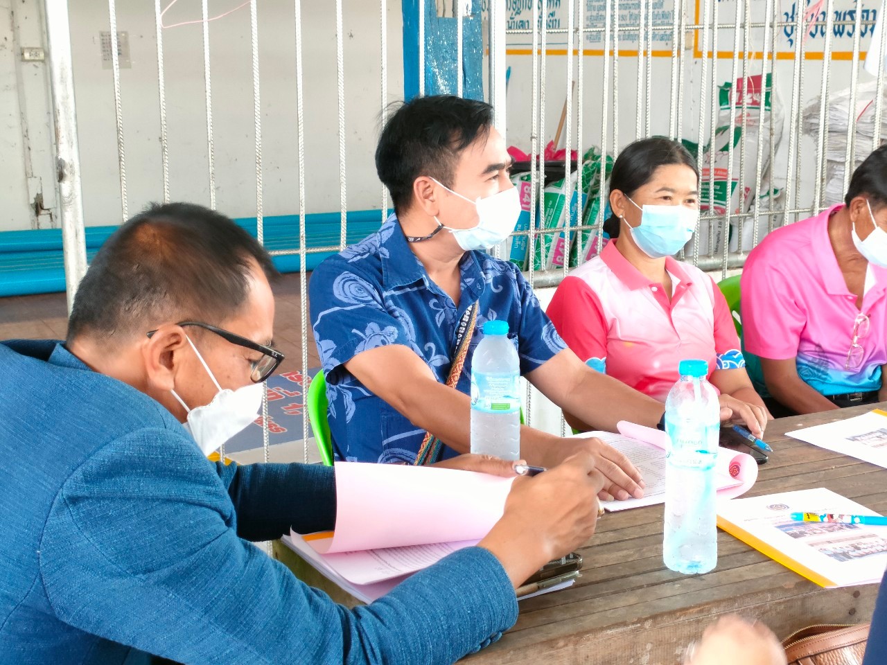 พช.ยโสธร ติดตาม นิเทศงานโครงการเสริมสร้างศักยภาพกองทุนชุมชนและการเข้าถึงแหล่งทุน กิจกรรมสนับสนุนเชิงวิชาการจัดการความรู้ศูนย์สาธิตการตลาดต้นแบบ