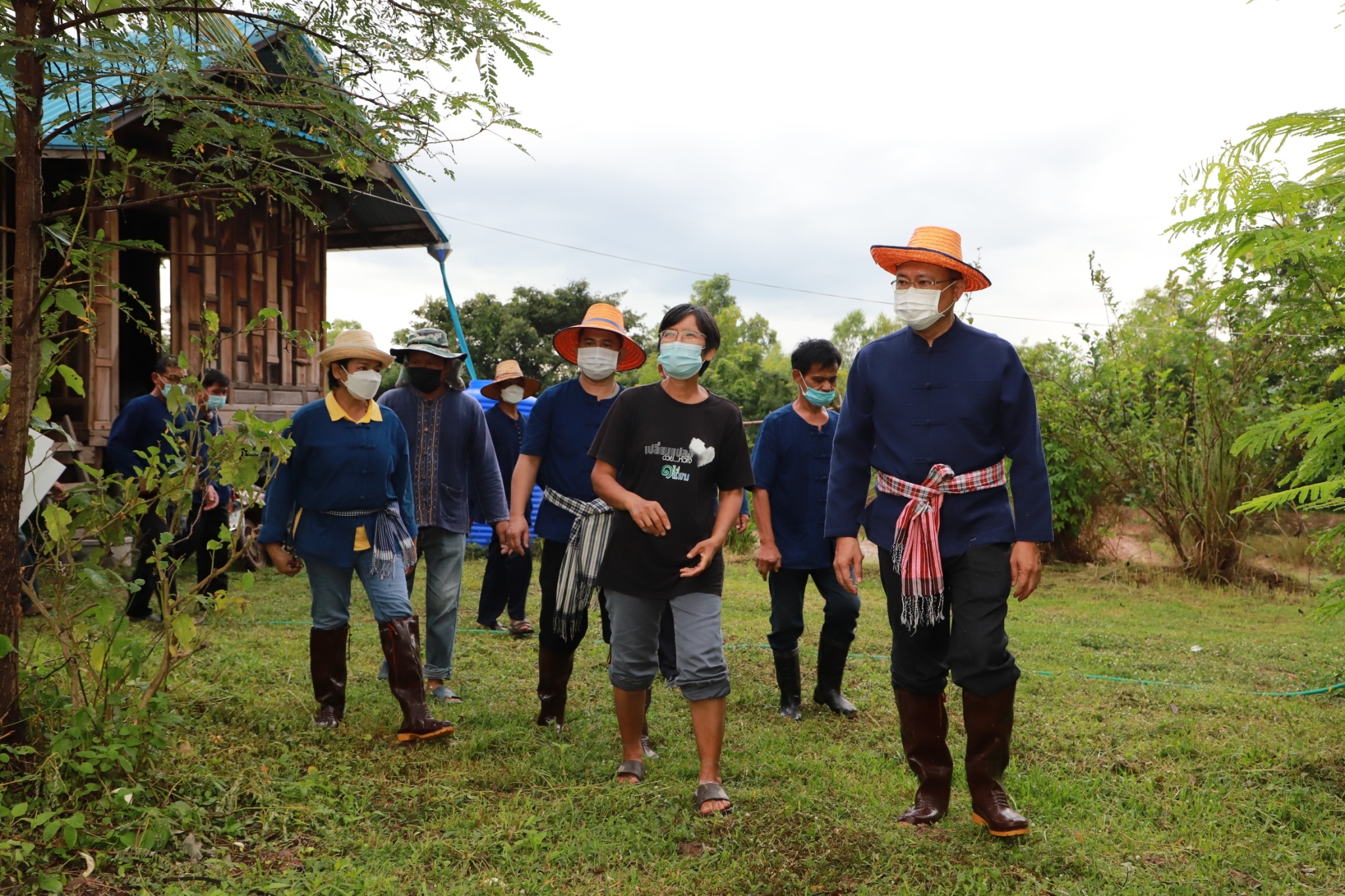 พช.ยโสธร   “ ร่วมลงขัน ชวนกันไปทำนา ” ปี 2565/66