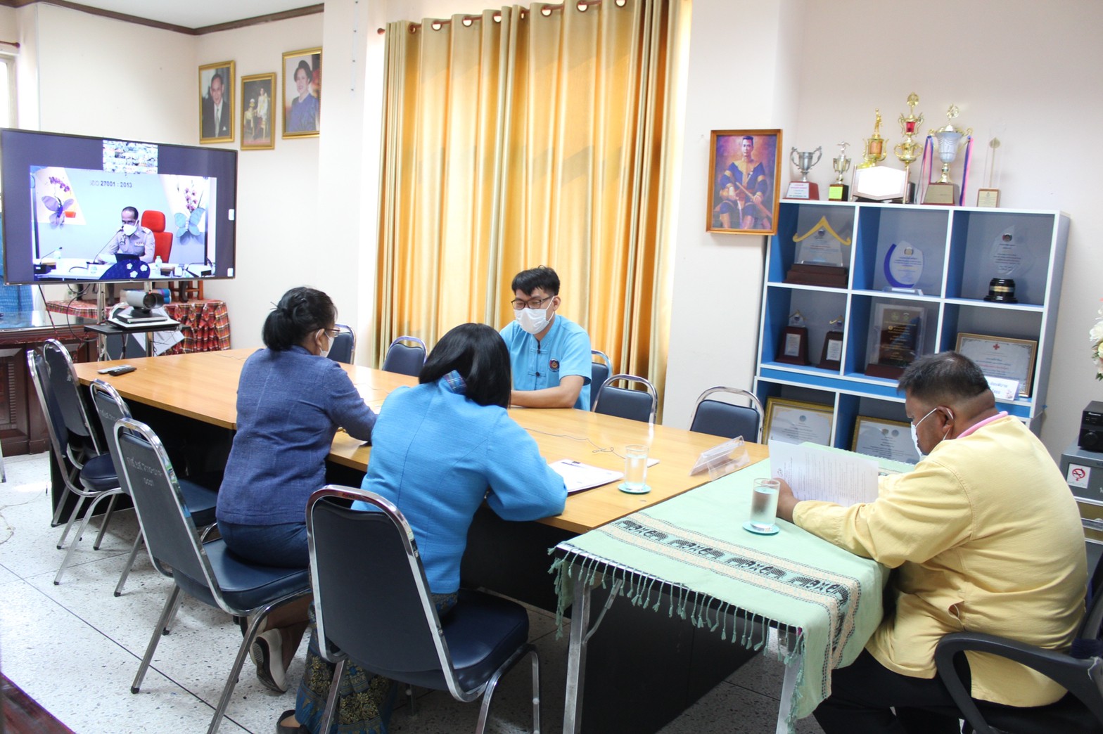 พช.ยโสธร ร่วมรับฟังการประชุมกรมการพัฒนาชุมชน ครั้งที่ 7/2565 ผ่านระบบวีดิทัศน์ทางไกล (Video Conference) และระบบ TV พช.
