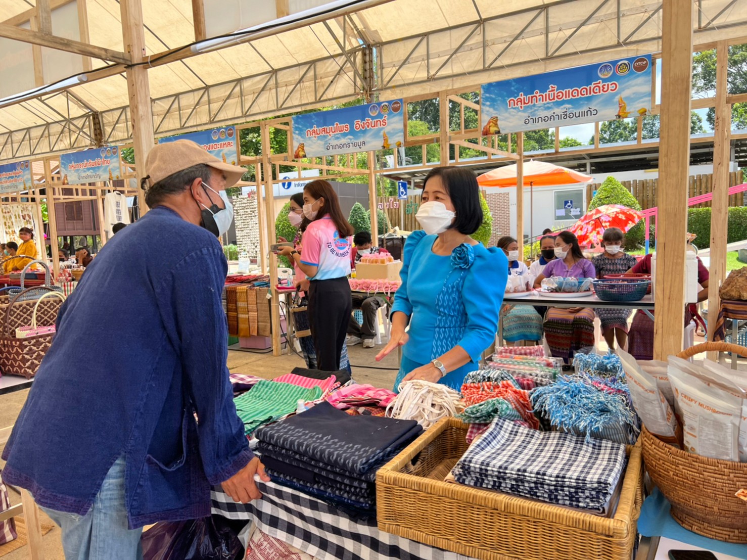 พช.ยโสธร เปิดงานแสดงและจำหน่ายผลิตภัณฑ์ OTOP “ งานวิมานพญาแถน” ชม ชิม ช้อป สินค้าโอทอป  ณ  ลานวิมานพญาแถน ต.ในเมือง อ.เมืองยโสธร  จ. ยโสธร