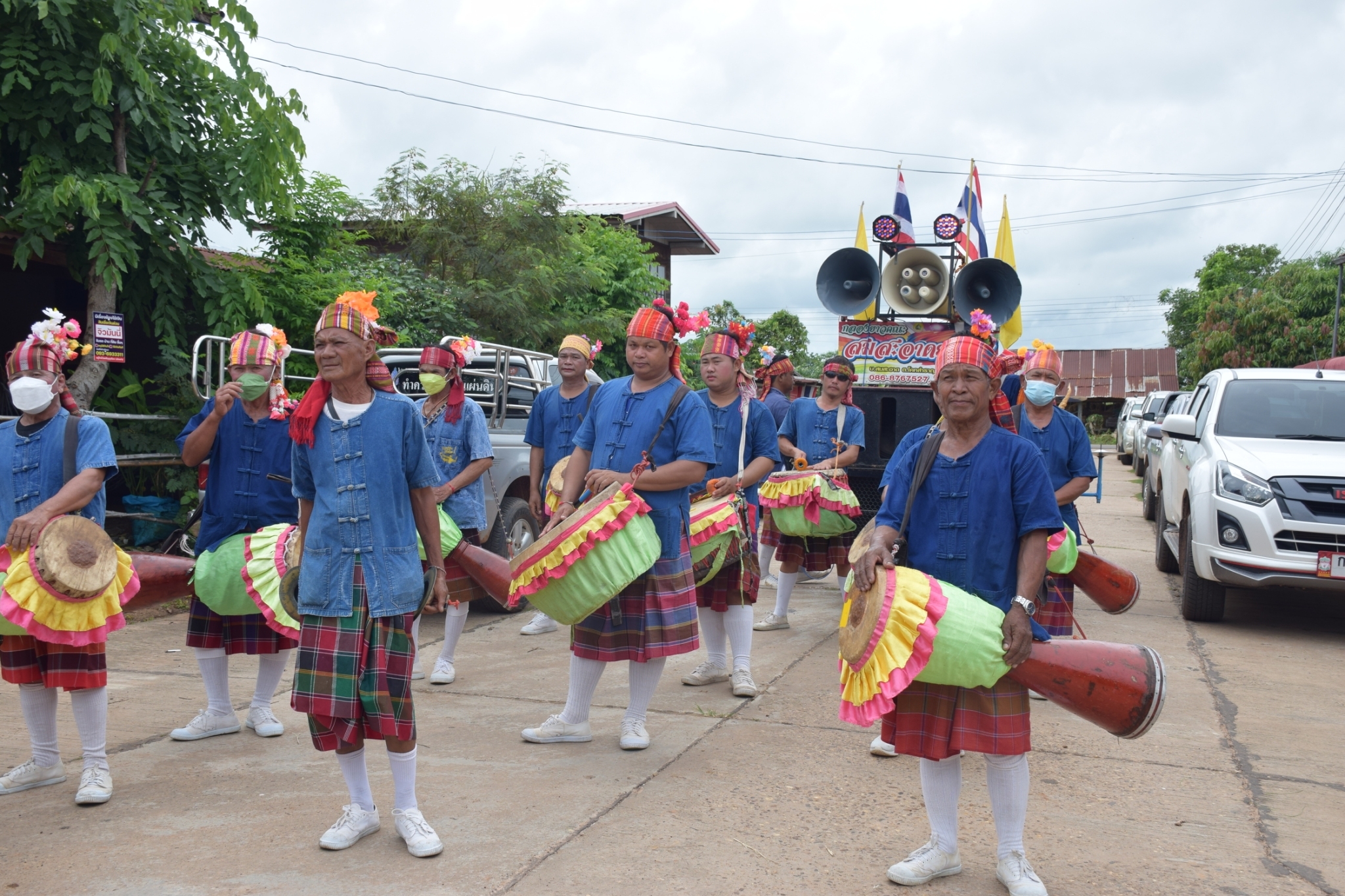 จังหวัดยโสธร…ส่งหมู่บ้านกองทุนแม่ของแผ่นดินบ้านสมสะอาด หมู่ที่ 12 ตำบลโคกสำราญ อำเภอเลิงนกทา เข้ารับการคัดเลือกตามโครงการประกวดหมู่บ้านกองทุนแม่ของแผ่นดินดีเด่น ระดับกรมการพัฒนาชุมชน (เขตตรวจราชการที่ 14)
