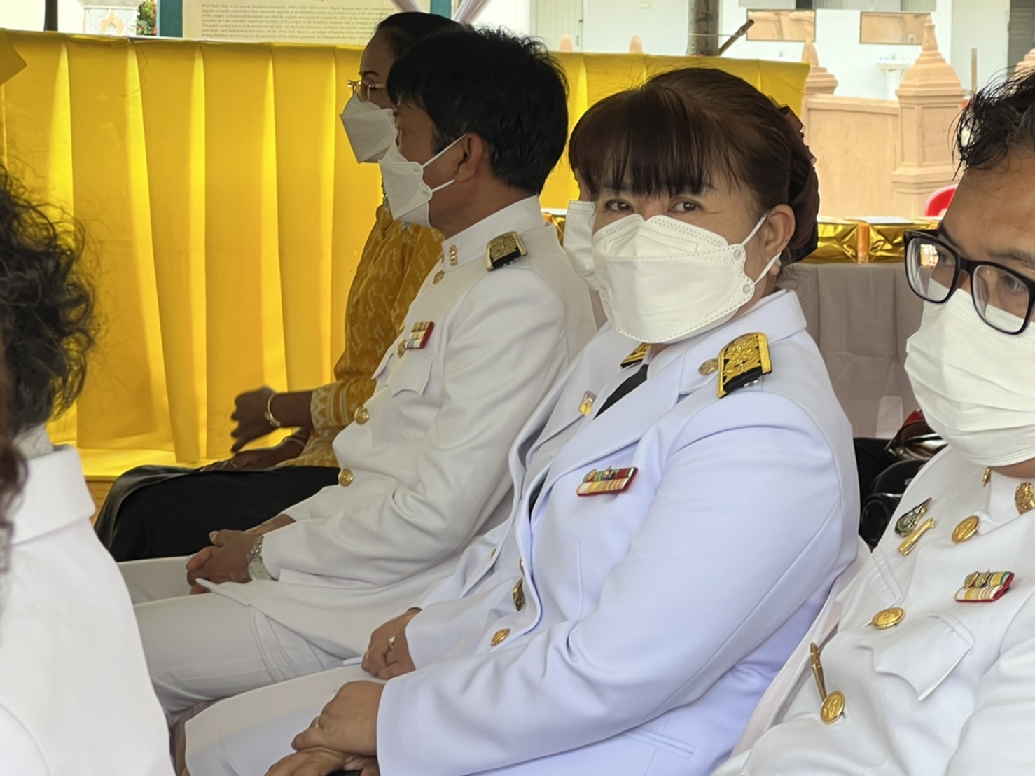 พช.ยโสธร ร่วมพิธีเจริญพระพุทธมนต์ สมโภชพระพุทธบุษยรัตน์เฉลิมพระเกียรติและถวายพระราชกุศล พระบาทสมเด็จพระเจ้าอยู่หัว เนื่องในโอกาส วันเฉลิมพระชนมพรรษา 28 กรกฎาคม 2565 ที่วัดมหาธาตุ (พระอารามหลวง)