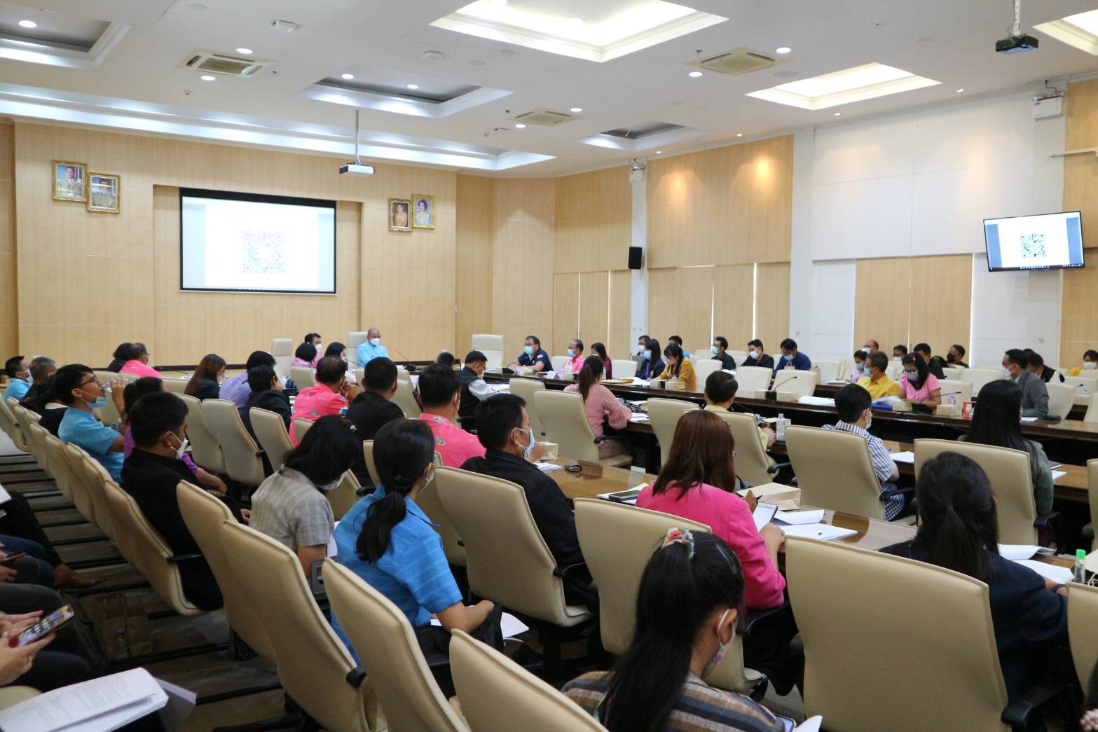 พช.ยโสธร ร่วมประชุมเตรียมดำเนินการตามคำสั่งคณะอนุกรรมการทบทวนแผนพัฒนาจังหวัด ภาคตะวันออกเฉียงเหนือตอนล่าง 2 ที่ศาลากลางจังหวัดอุบลราชธานี