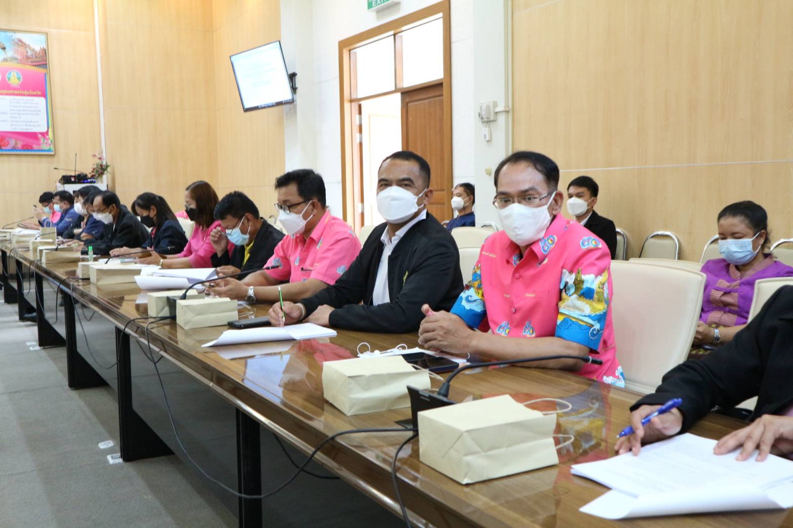 พช.ยโสธร ร่วมประชุมเตรียมดำเนินการตามคำสั่งคณะอนุกรรมการทบทวนแผนพัฒนาจังหวัด ภาคตะวันออกเฉียงเหนือตอนล่าง 2 ที่ศาลากลางจังหวัดอุบลราชธานี