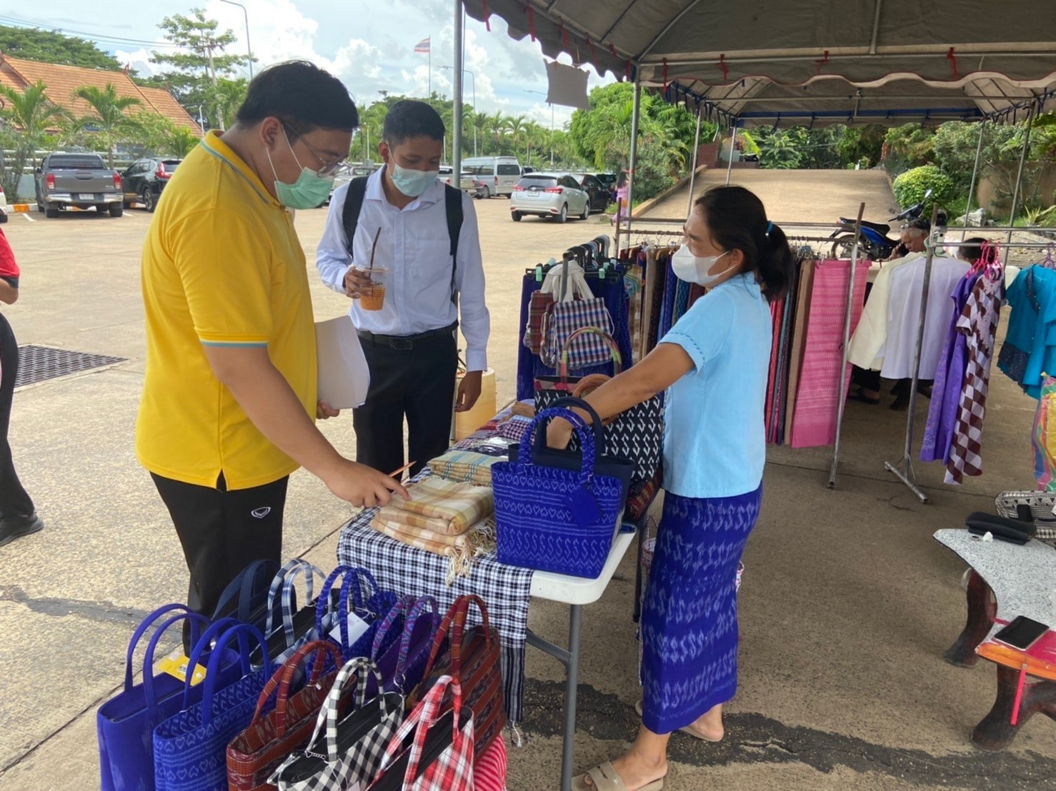 จังหวัดยโสธร ดำเนินโครงการรวมพลังสตรี ศรียโสธร สืบสานตามรอยแม่ของแผ่นดิน ปี 2565