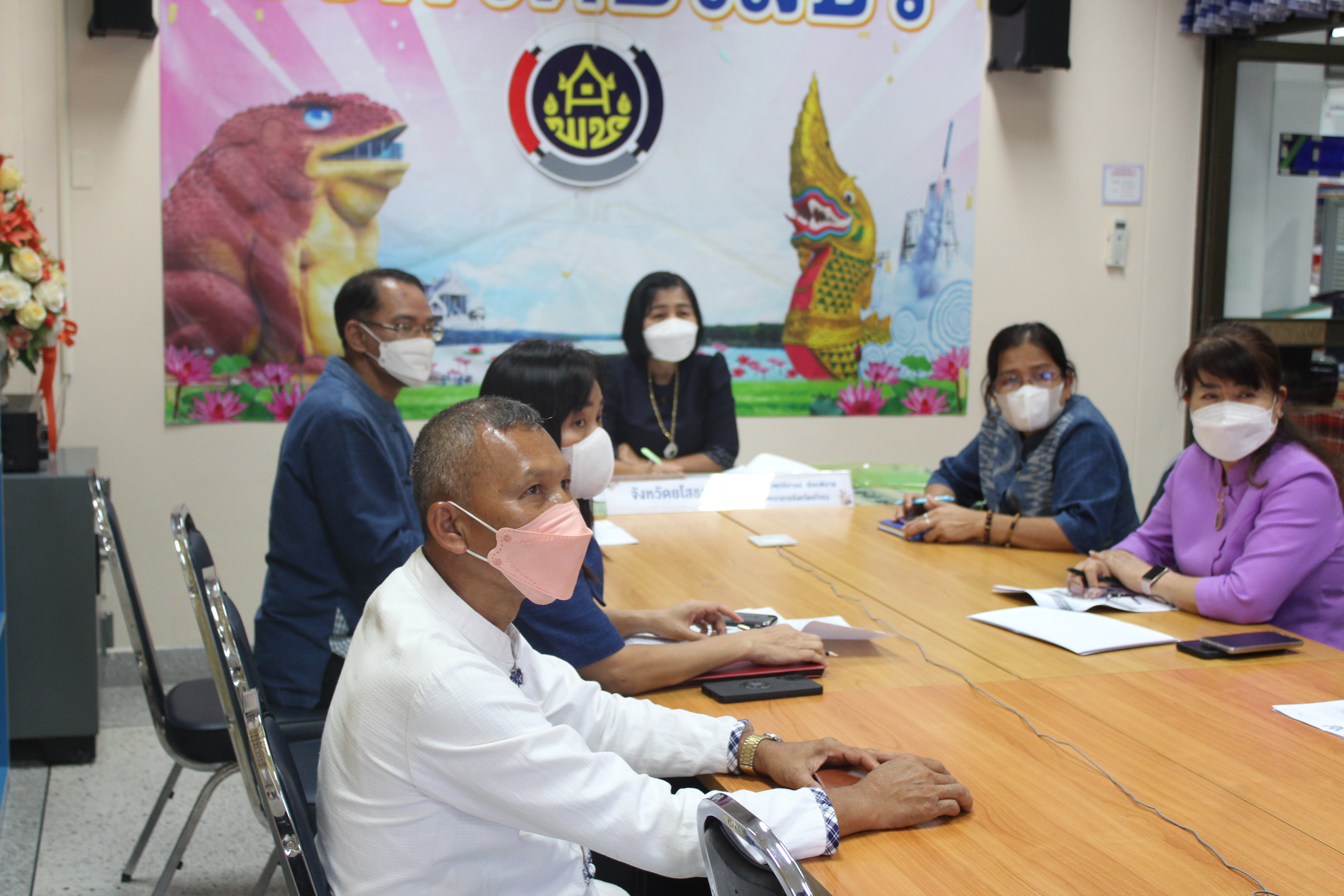 พช.ยโสธรร่วมประชุมคณะทำงานติดตามเร่งรัดการเบิกจ่ายงบประมาณและการใช้จ่ายภาครัฐของกรมการพัฒนาชุมชน ครั้งที่ 8/2565
