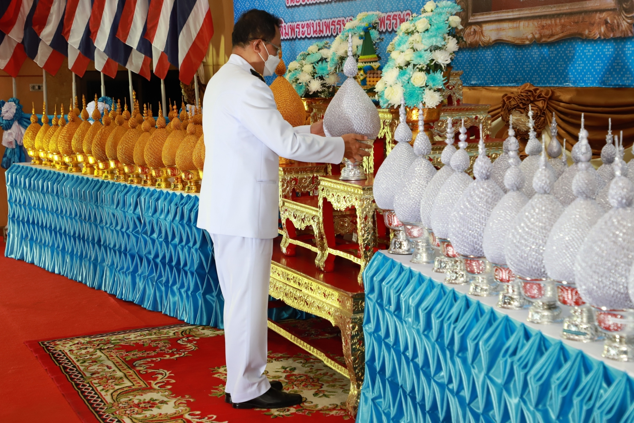 พช.ยโสธร : ร่วมพิธีถวายเครื่องราชสักการะ วางพานพุ่มและพิธีจุดเทียนถวายพระพรชัยมงคล สมเด็จพระนางเจ้าสิริกิติ์ พระบรมราชินีนาถ พระบรมราชชนนีพันปีหลวง เนื่องในโอกาสมหามงคลเฉลิมพระชนมพรรษา 90 พรรษา 12 สิงหาคม 2565