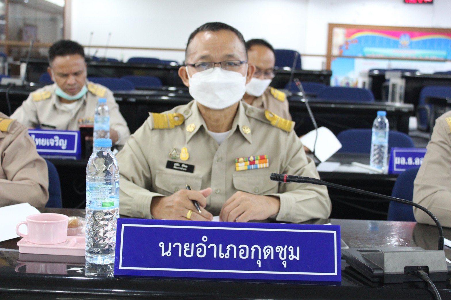 จังหวัดยโสธร…ประชุมคณะทำงานขับเคลื่อนการขจัดความยากจนและพัฒนาคนทุกช่วงวัยฯ ครั้งที่ 4/2565 มุ่งแก้ไขปัญหาความยากจน “คนยโสธร…ไม่ทอดทิ้งกัน” สะออน 50 ปี ศรียโสธร