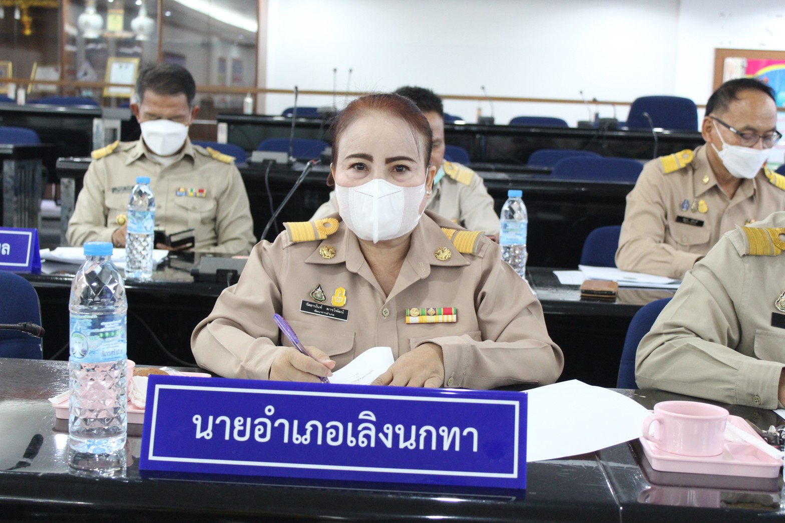 จังหวัดยโสธร…ประชุมคณะทำงานขับเคลื่อนการขจัดความยากจนและพัฒนาคนทุกช่วงวัยฯ ครั้งที่ 4/2565 มุ่งแก้ไขปัญหาความยากจน “คนยโสธร…ไม่ทอดทิ้งกัน” สะออน 50 ปี ศรียโสธร