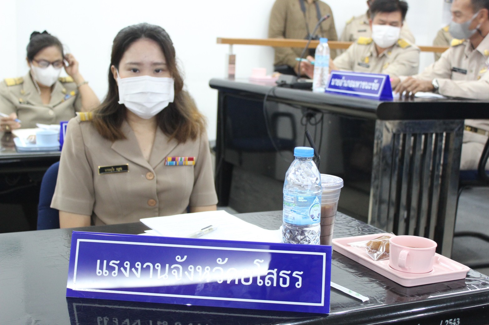 จังหวัดยโสธร…ประชุมคณะทำงานขับเคลื่อนการขจัดความยากจนและพัฒนาคนทุกช่วงวัยฯ ครั้งที่ 4/2565 มุ่งแก้ไขปัญหาความยากจน “คนยโสธร…ไม่ทอดทิ้งกัน” สะออน 50 ปี ศรียโสธร