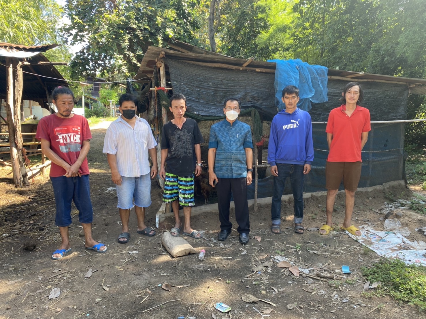 พช.ยโสธร…ติดตามและเยี่ยมให้กำลังใจแก่เยาวชนกลุ่มเสี่ยงและผู้ผ่านการบำบัดฯ…กิจกรรมสนับสนุนกิจกรรมศูนย์เรียนรู้ต้นแบบหนุนเสริมสัมมาชีพชุมชนแก่เยาวชนกลุ่มเสี่ยงและผู้ผ่านการบำบัดฯ โครงการส่งเสริมและพัฒนาหมู่บ้านกองทุนแม่ของแผ่นดิน ประจำปี 2565