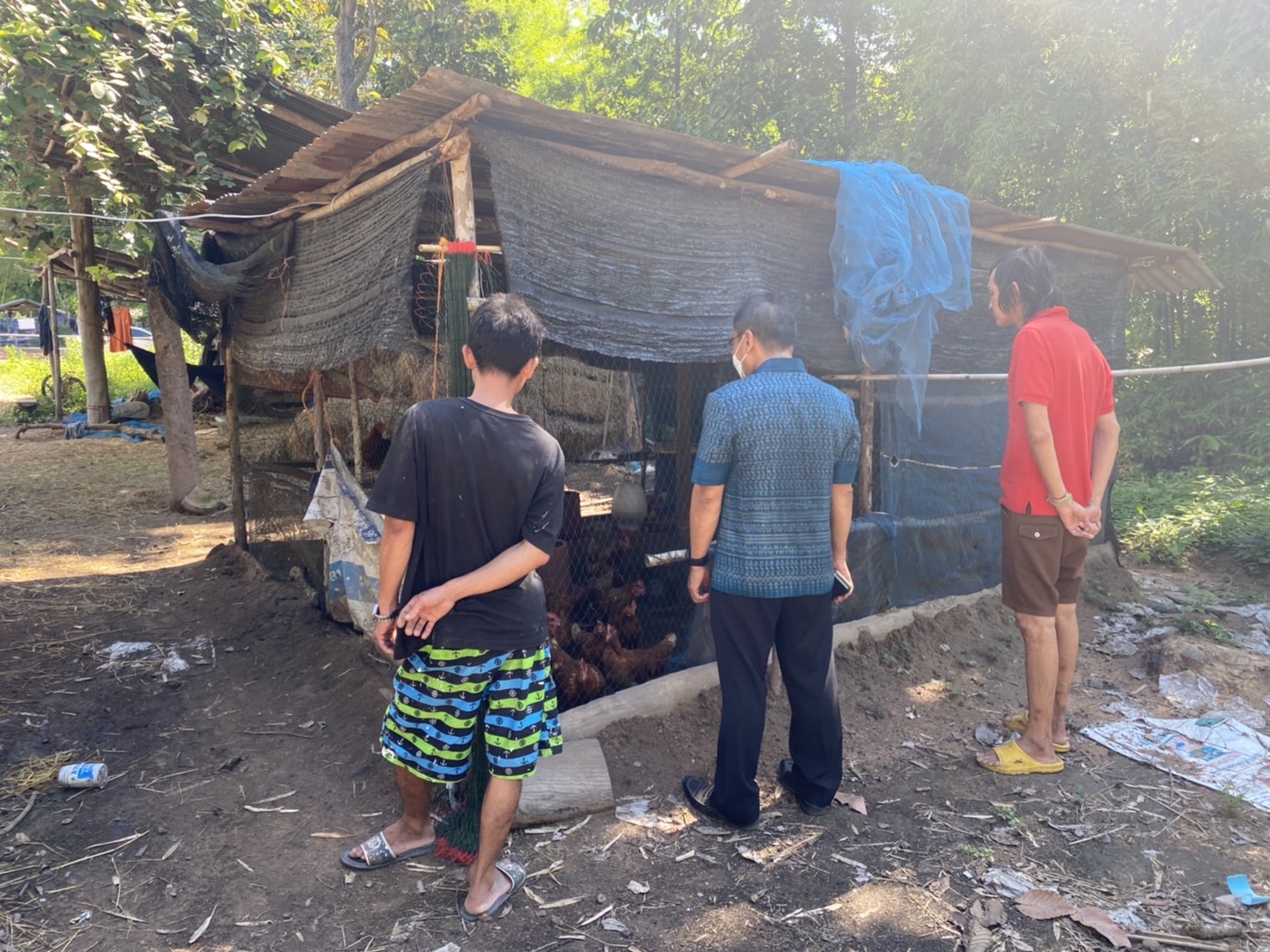 พช.ยโสธร…ติดตามและเยี่ยมให้กำลังใจแก่เยาวชนกลุ่มเสี่ยงและผู้ผ่านการบำบัดฯ…กิจกรรมสนับสนุนกิจกรรมศูนย์เรียนรู้ต้นแบบหนุนเสริมสัมมาชีพชุมชนแก่เยาวชนกลุ่มเสี่ยงและผู้ผ่านการบำบัดฯ โครงการส่งเสริมและพัฒนาหมู่บ้านกองทุนแม่ของแผ่นดิน ประจำปี 2565