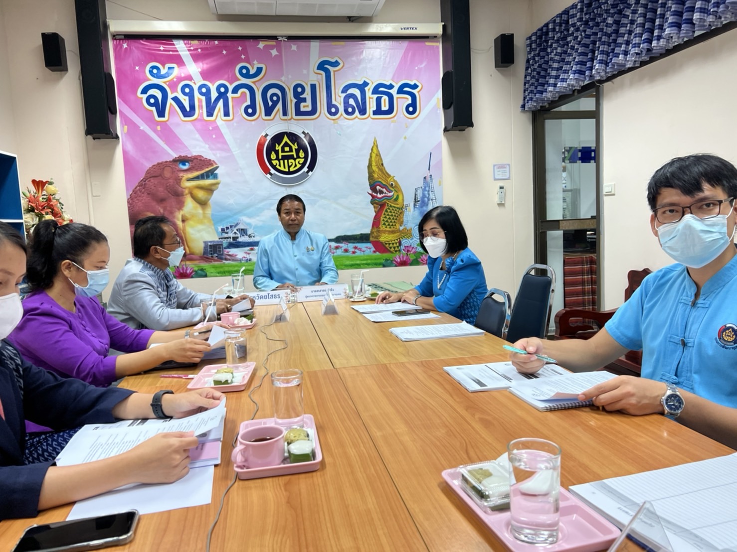 พช.ยโสธร ร่วมประชุมกรมการพัฒนาชุมชน ครั้งที่ 8/2565  ผ่านระบบวีดิทัศน์ทางไกล (Video Conference) และรับฟังผ่านระบบ TV พช.