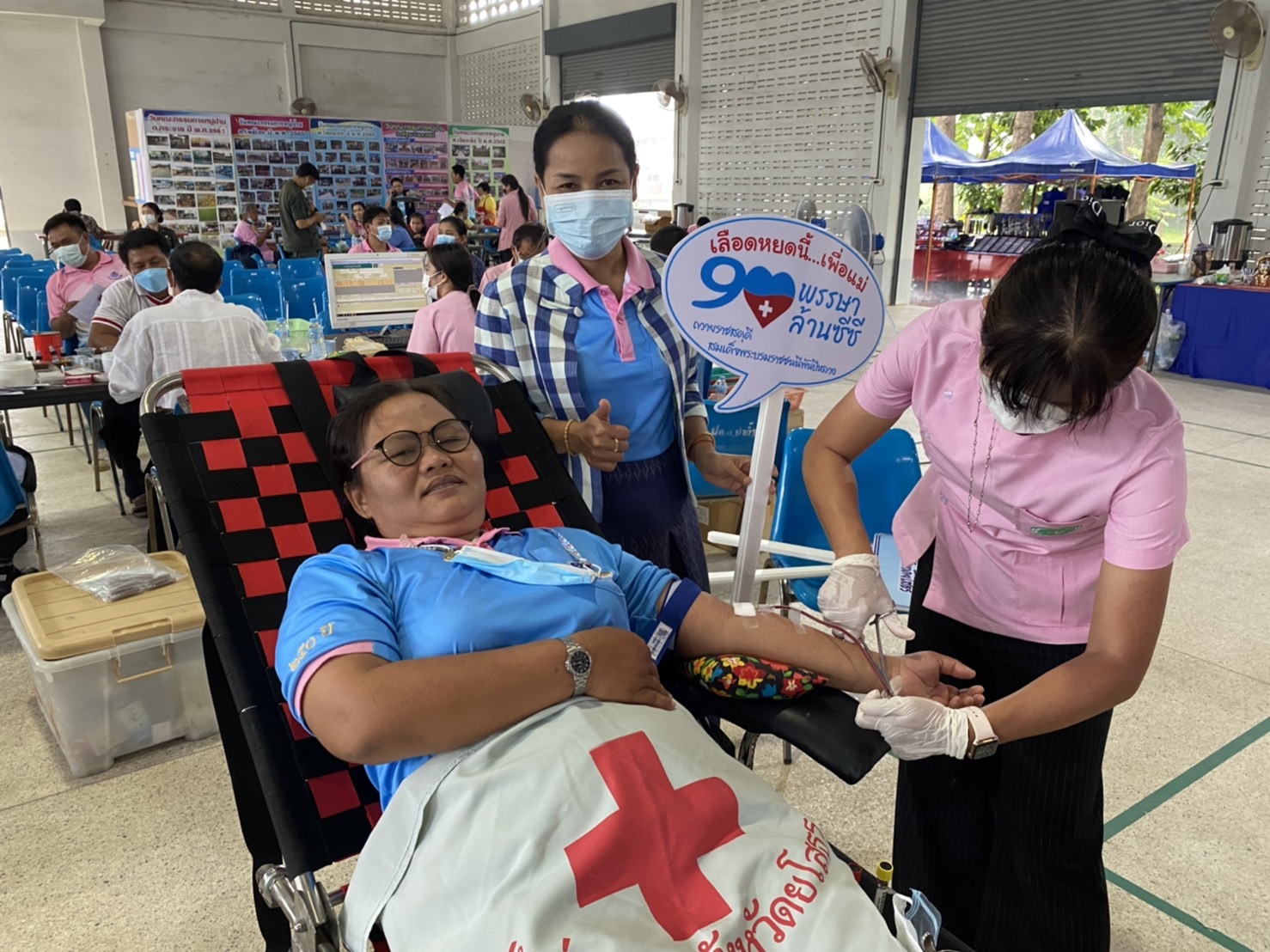 พช.ยโสธร จัดกิจกรรมบริจาคโลหิตตามโครงการบริจาคโลหิต “90 พรรษา 90 ล้านซีซี ถวายราชสดุดี สมเด็จพระบรมราชชนนีพันปีหลวง” ร่วมกับ สำนักงานเหล่ากาชาดจังหวัดยโสธร