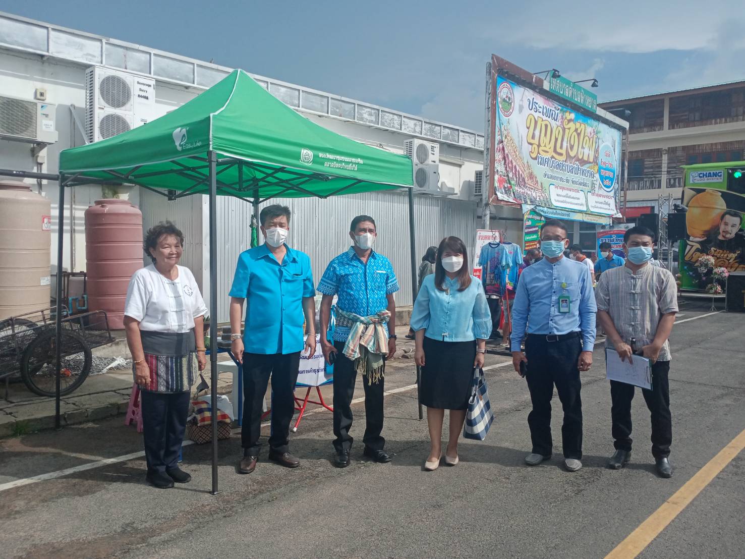 พช.ยโสธร   ร่วมกิจกรรมเปิดตลาดนัดคนไทยยิ้มได้ระดับอำเภอ