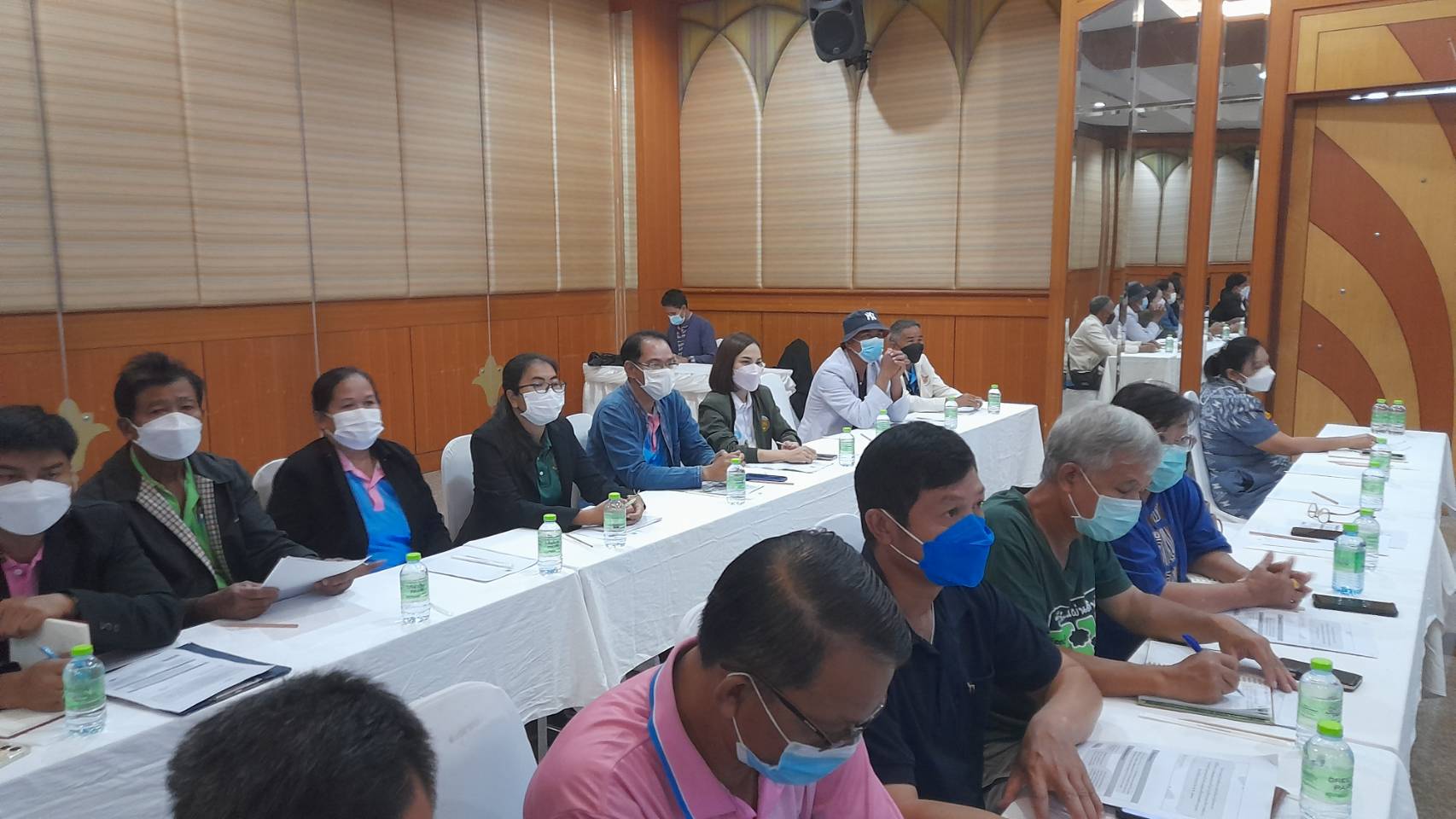 พช.ยโสธร    ร่วมประชุมกิจกรรมสรุปบทเรียน การดำเนินโครงการฯภายใต้โครงการเพิ่มสมรรถนะ ด้านการบริหารและจัดการพลังงานครบวงจรในชุมชนระดับตำบลและเครือข่ายพลังงานชุมชน ประจำปีงบประมาณ  2565