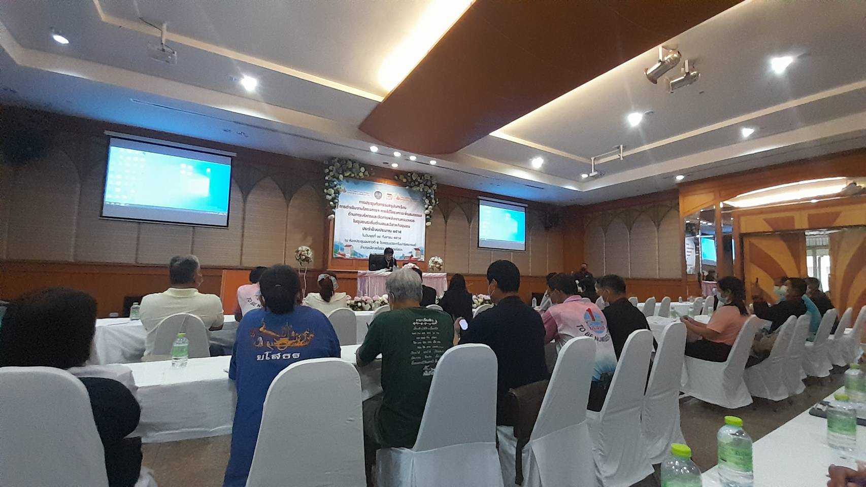 พช.ยโสธร    ร่วมประชุมกิจกรรมสรุปบทเรียน การดำเนินโครงการฯภายใต้โครงการเพิ่มสมรรถนะ ด้านการบริหารและจัดการพลังงานครบวงจรในชุมชนระดับตำบลและเครือข่ายพลังงานชุมชน ประจำปีงบประมาณ  2565