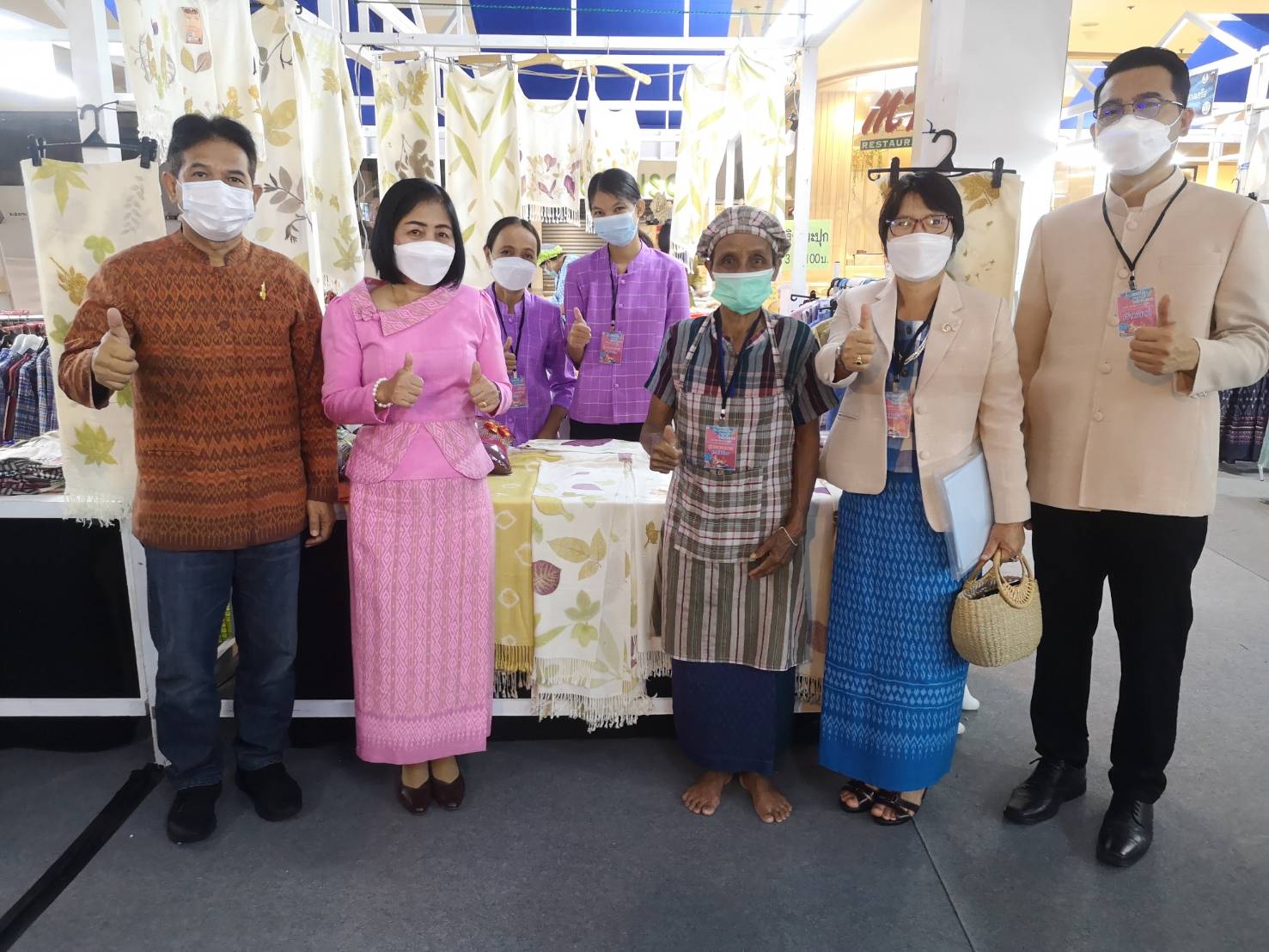 ?พช.ยโสธร เดินหน้าขับเคลื่อนเศรษฐกิจฐานราก กระตุ้นเศรษฐกิจ “จัดงานแสดงและจำหน่ายผลิตภัณฑ์ OTOP ต่างจังหวัด” ใน เทศกาลของดีเมืองบั้งไฟวิถียโสธร ณ ศูนย์การค้าแปซิฟิค พาร์ค (ชั้น B) อำเภอศรีราชา จังหวัดชลบุรี