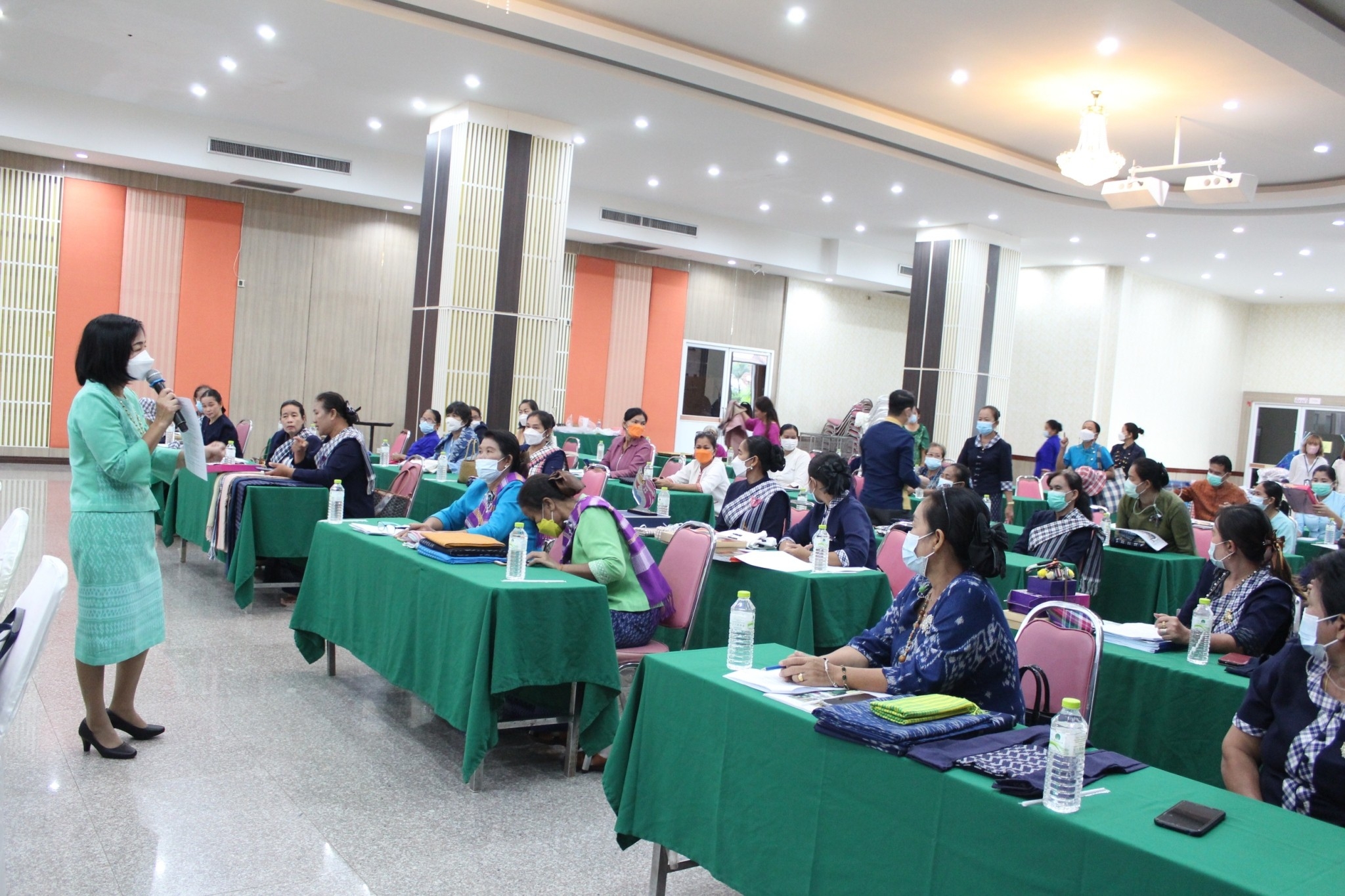 พช.ยโสธรเดินหน้าขับเคลื่อนโครงการส่งเสริมผลิตภัณฑ์ด้านการท่องเที่ยว กิจกรรมหลักพัฒนายกระดับคุณภาพผ้าทอ เพื่อกระตุ้นเศรษฐกิจฐานรากขยายตัว