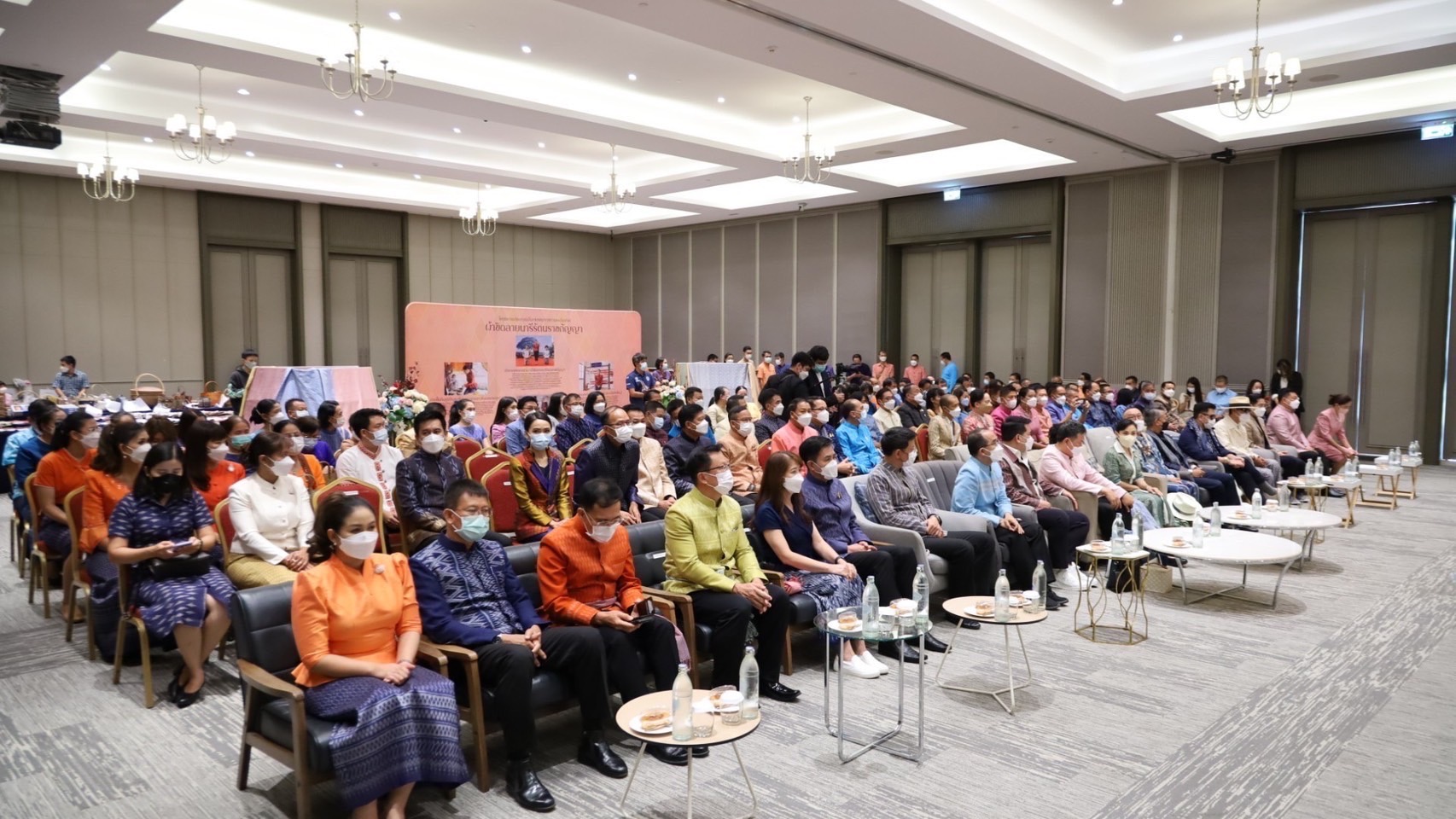 ยโสธร ร่วมพิธีเปิดโครงการประกวดผ้าลายพระราชทานระดับภาค “ผ้าลายขิดนารีรัตนราชกัญญา” ภาคตะวันออกเฉียงเหนือ