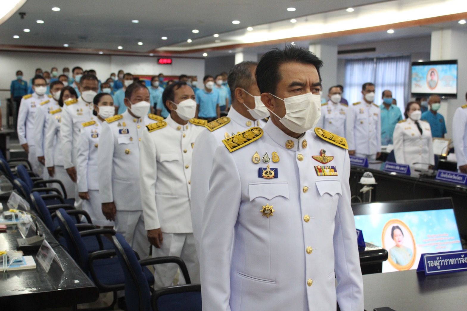 จังหวัดยโสธร จัดพิธีมอบเงินพระราชทานขวัญถุงกองทุนแม่ของแผ่นดิน ประจำปี 2564-2565 และรางวัลเชิดชูเกียรติกองทุนแม่ของแผ่นดินดีเด่น จังหวัดยโสธร ประจำปี 2565 ภายใต้แนวคิด 90 พรรษา แม่ของแผ่นดิน “ร้อยความรัก รวมดวงใจ ประชาไทยร่มเย็น”