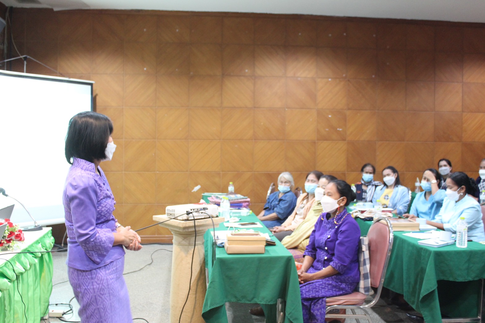 ?พช.ยโสธร เดินหน้าขับเคลื่อนเศรษฐกิจฐานราก เพิ่มศักยภาพ พัฒนายกระดับคุณภาพผ้าทอ ผู้ผลิตผู้ประกอบการ OTOP จังหวัดยโสธร