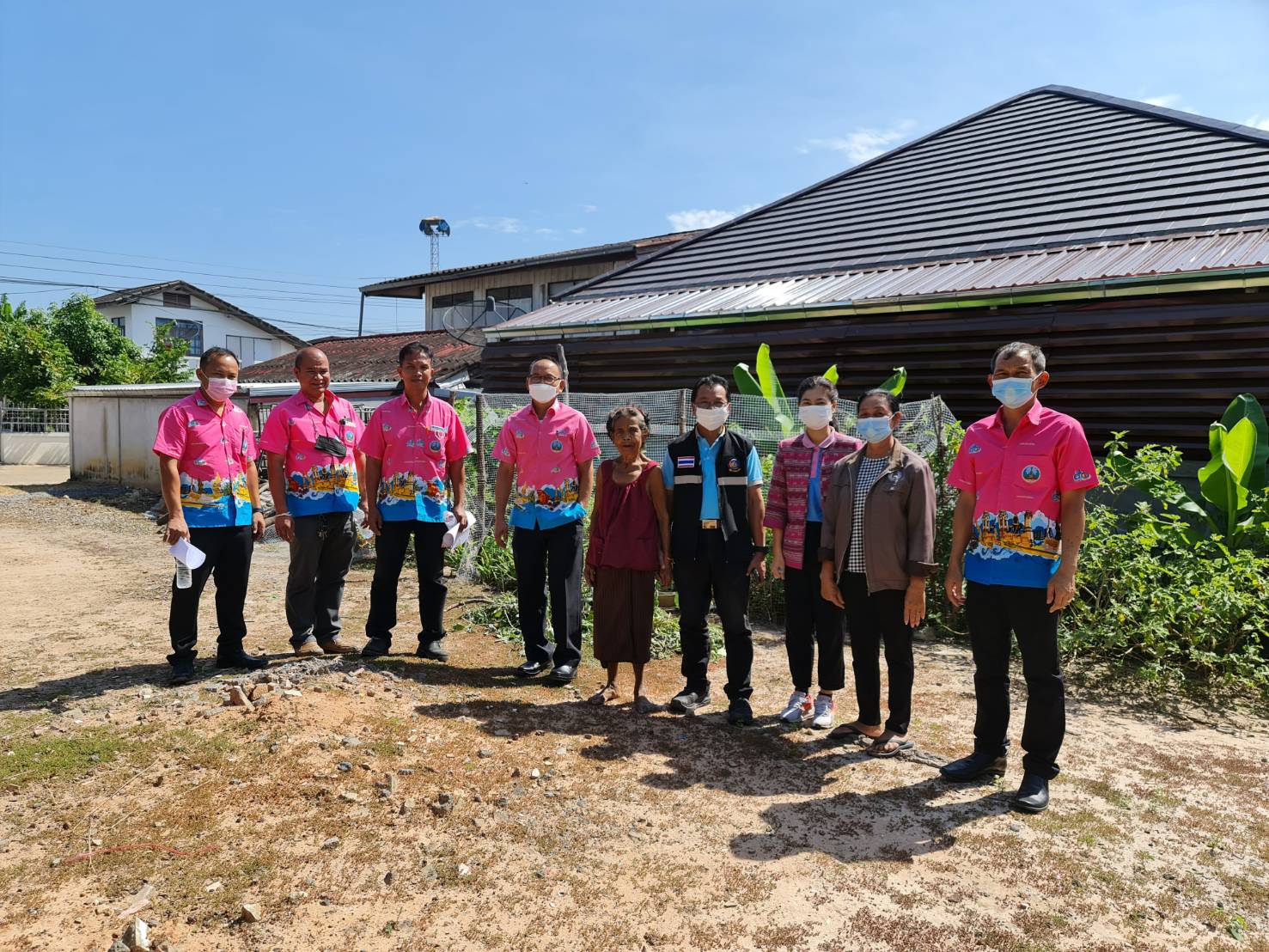 ??พช.ยโสธร ติดตามการสร้างบ้านครัวเรือนตามโครงการบ้านห่วงใยจากใจ GLO ประจำปี 2565