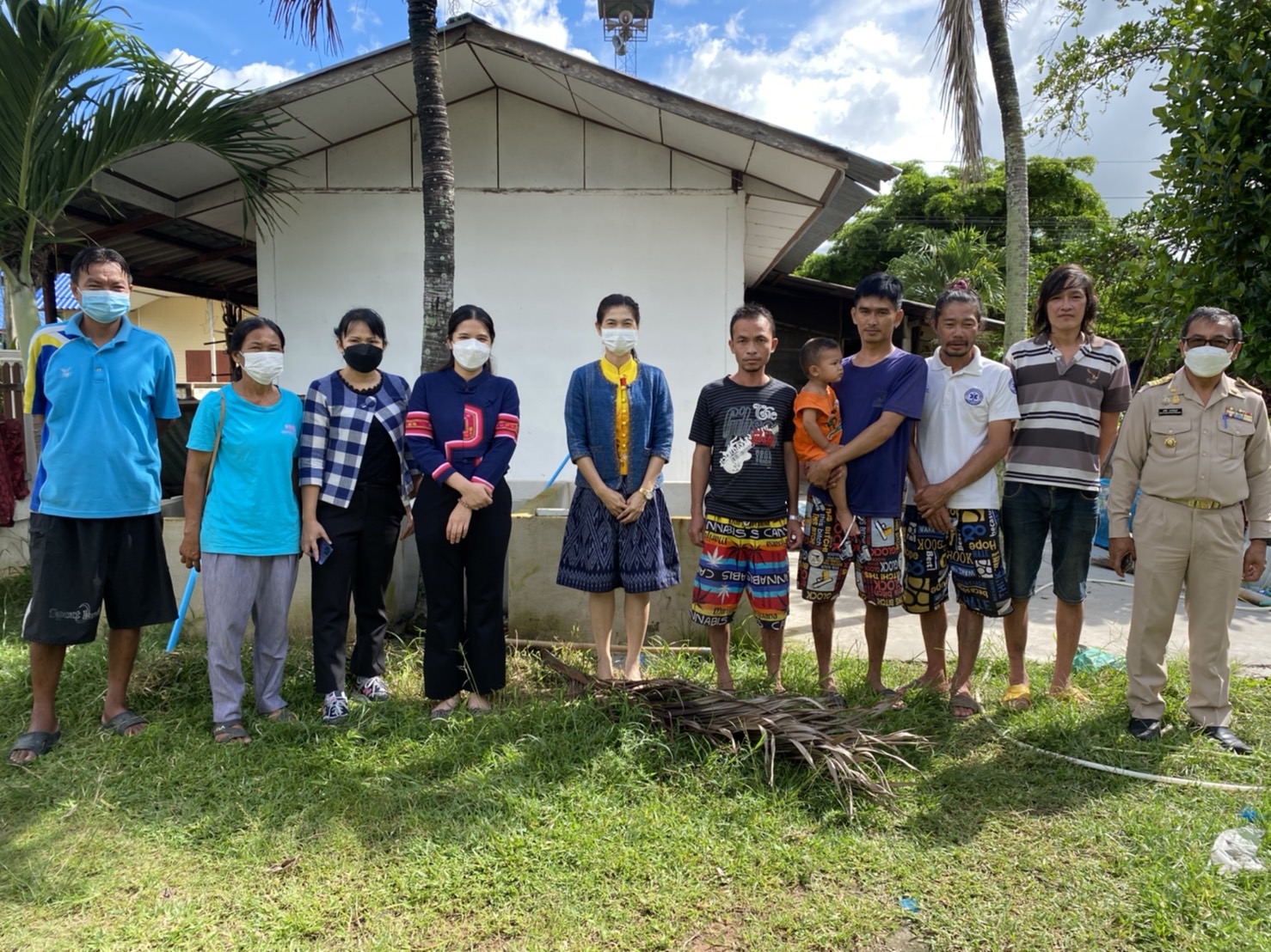 (น้ำเงิน) กรมการพัฒนาชุมชนลงพื้นที่ถอดบทเรียนผู้นำพัฒนาชุมชนต้นแบบด้านกองทุนแม่ของแผ่นดิน ในวาระครบรอบ 60 ปี กรมการพัฒนาชุมชน