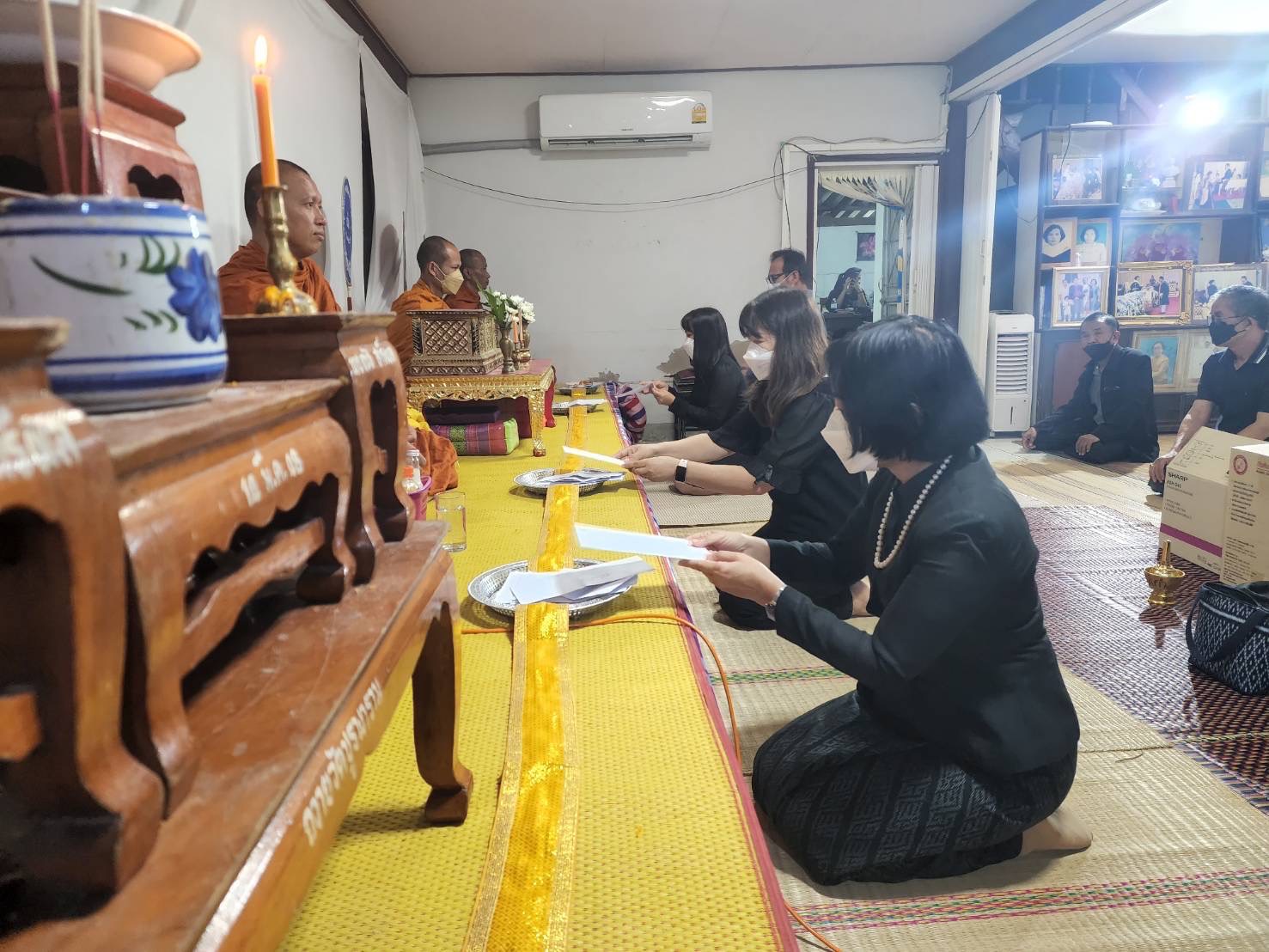 พช.ยโสธร ร่วมบำเพ็ญกุศลศพ คุณพ่อประภากร พรหมภา