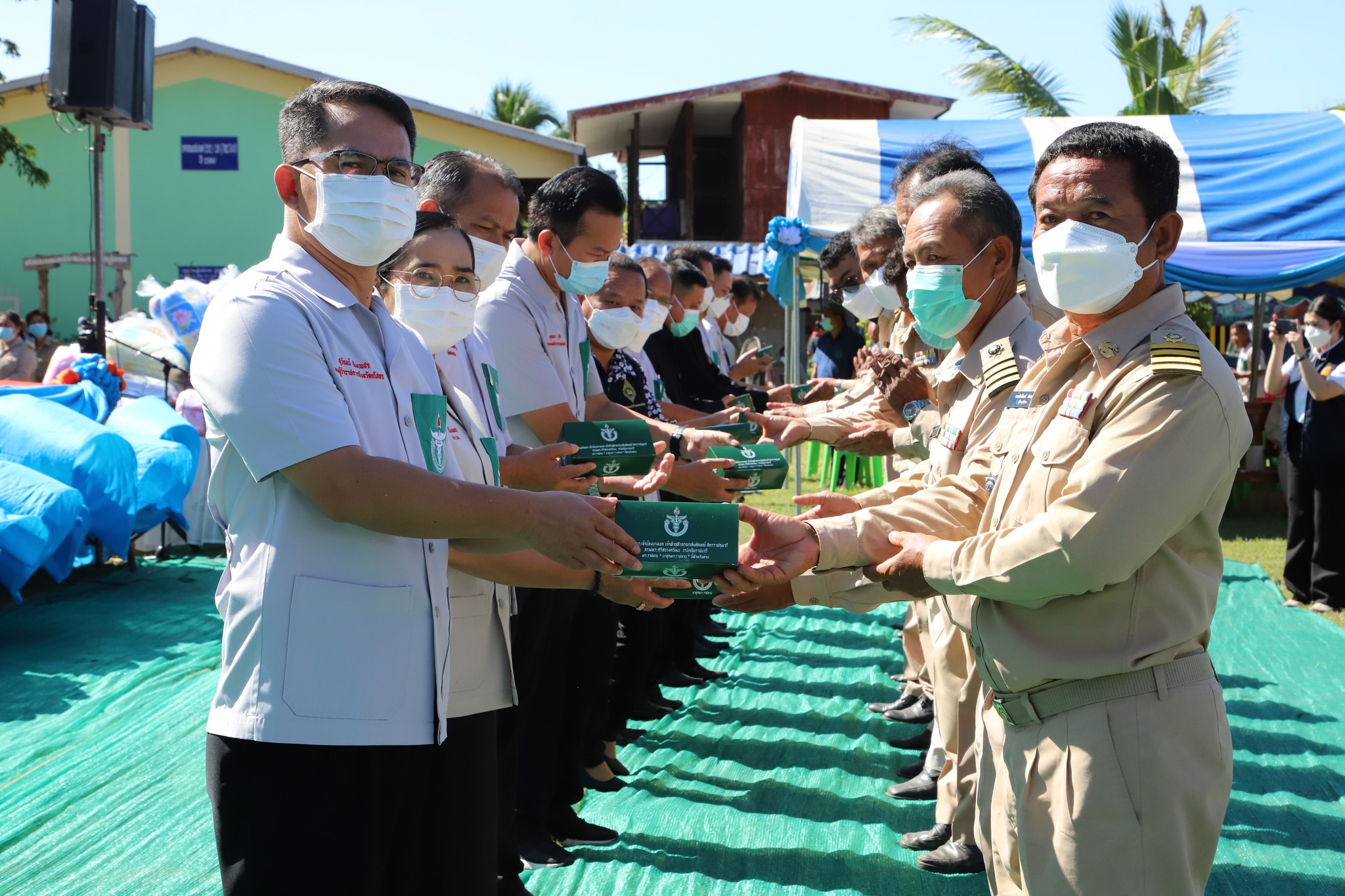 ?พช.ยโสธร ร่วมกิจกรรมหน่วยแพทย์อาสา สมเด็จพระศรีนครินทราบรมราชชนนี (พอ.สว.) ครั้งที่ 2 ร่วมกับโครงการจังหวัดเคลื่อนที่ “เพิ่มรอยยิ้ม เติมความสุข ให้คนยโสธร”